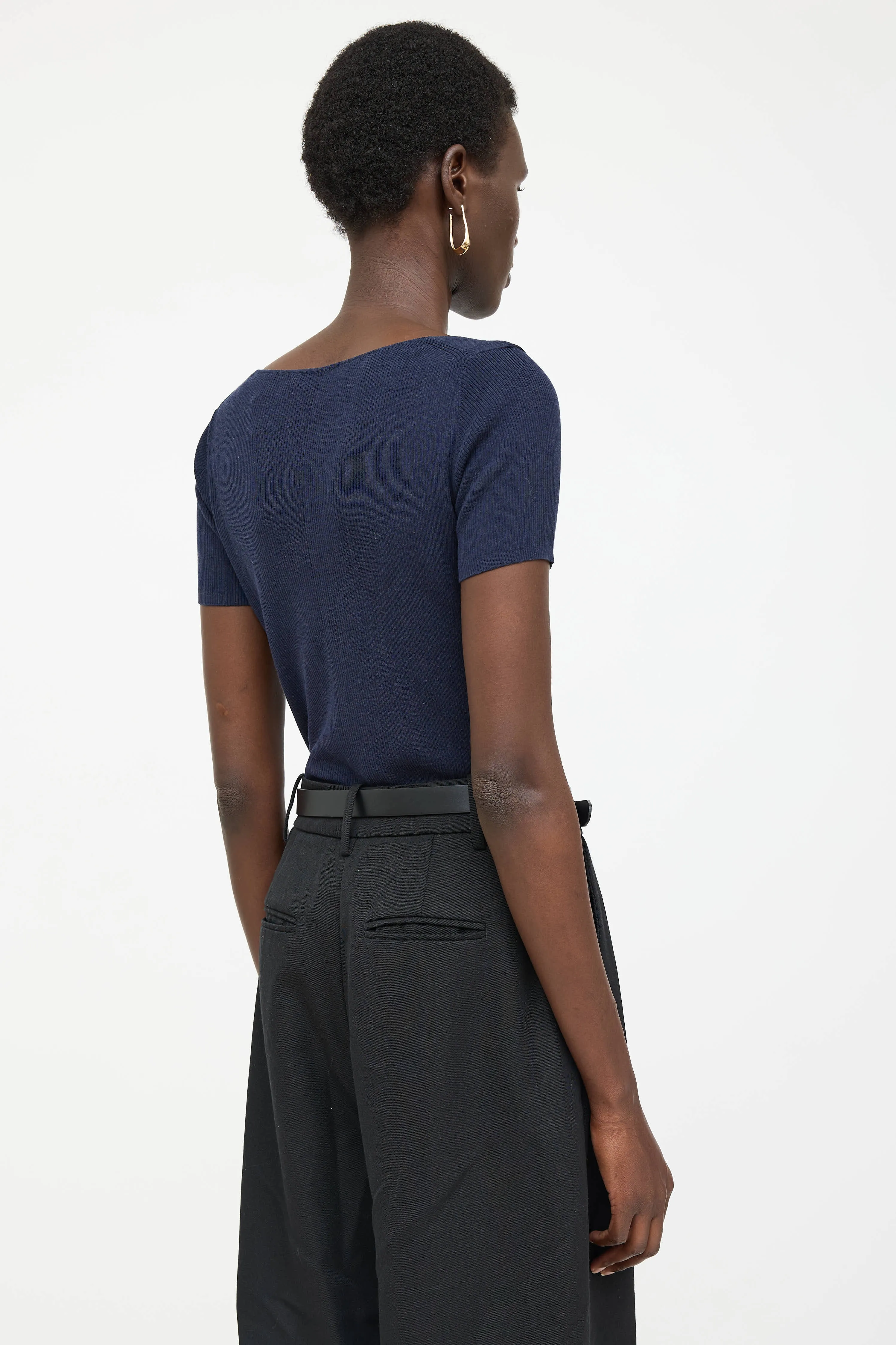 Ribbed V-Neck T-Shirt sold by VSP Consignment product image thumbnail 4