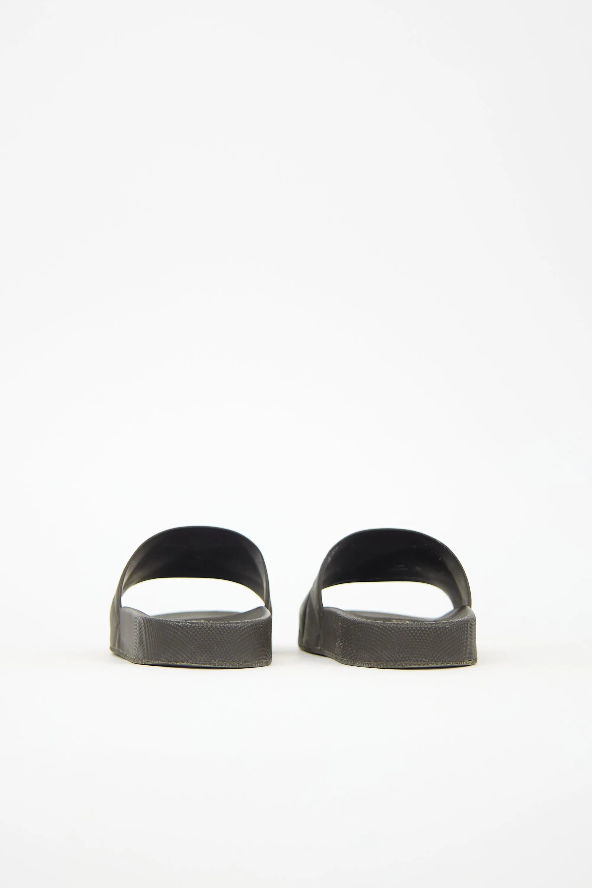 Rubber Quilted Slide sold by VSP Consignment product image thumbnail 3