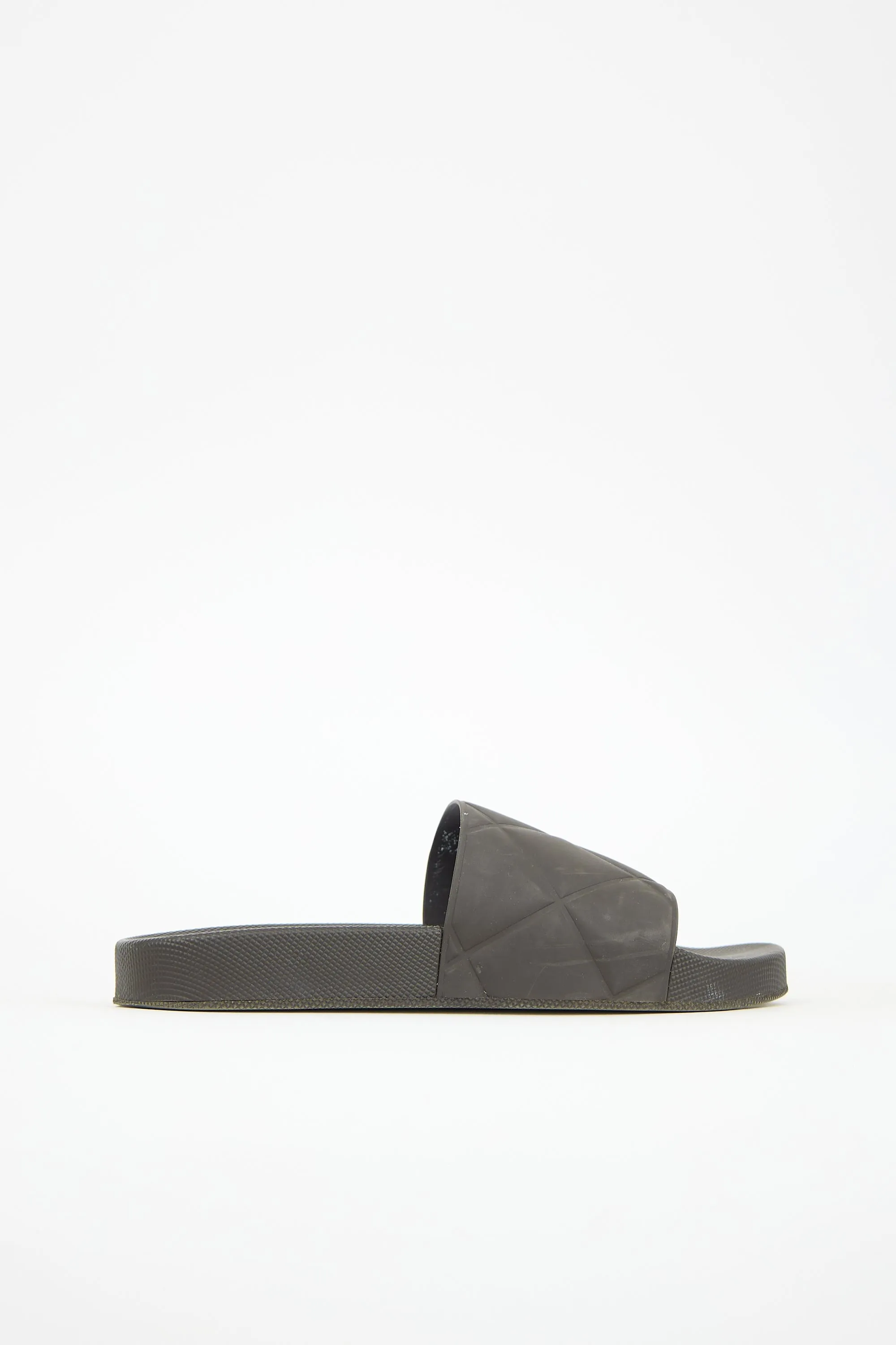 Rubber Quilted Slide sold by VSP Consignment