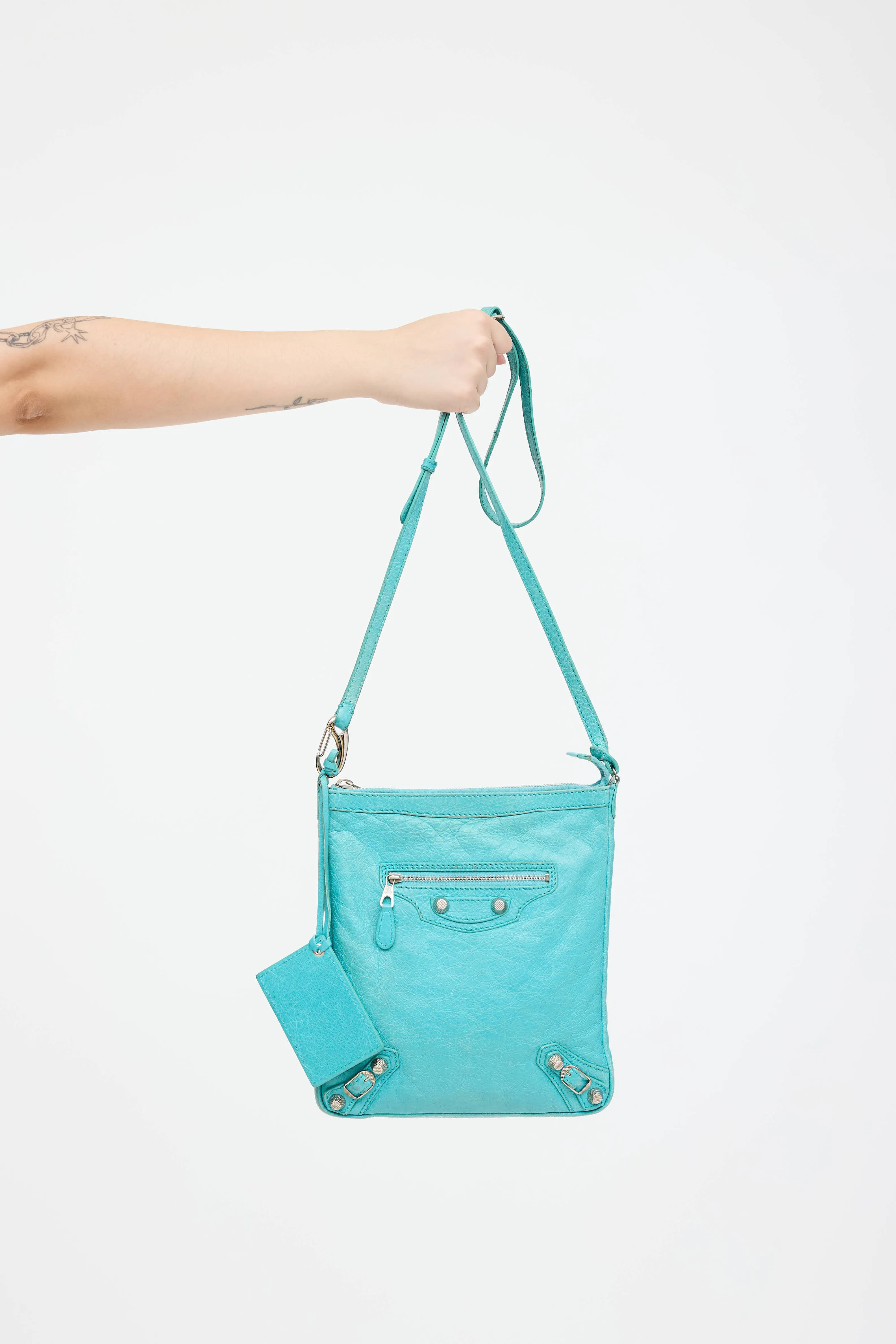 2013 Papete Classic Crossbody Bag sold by VSP Consignment