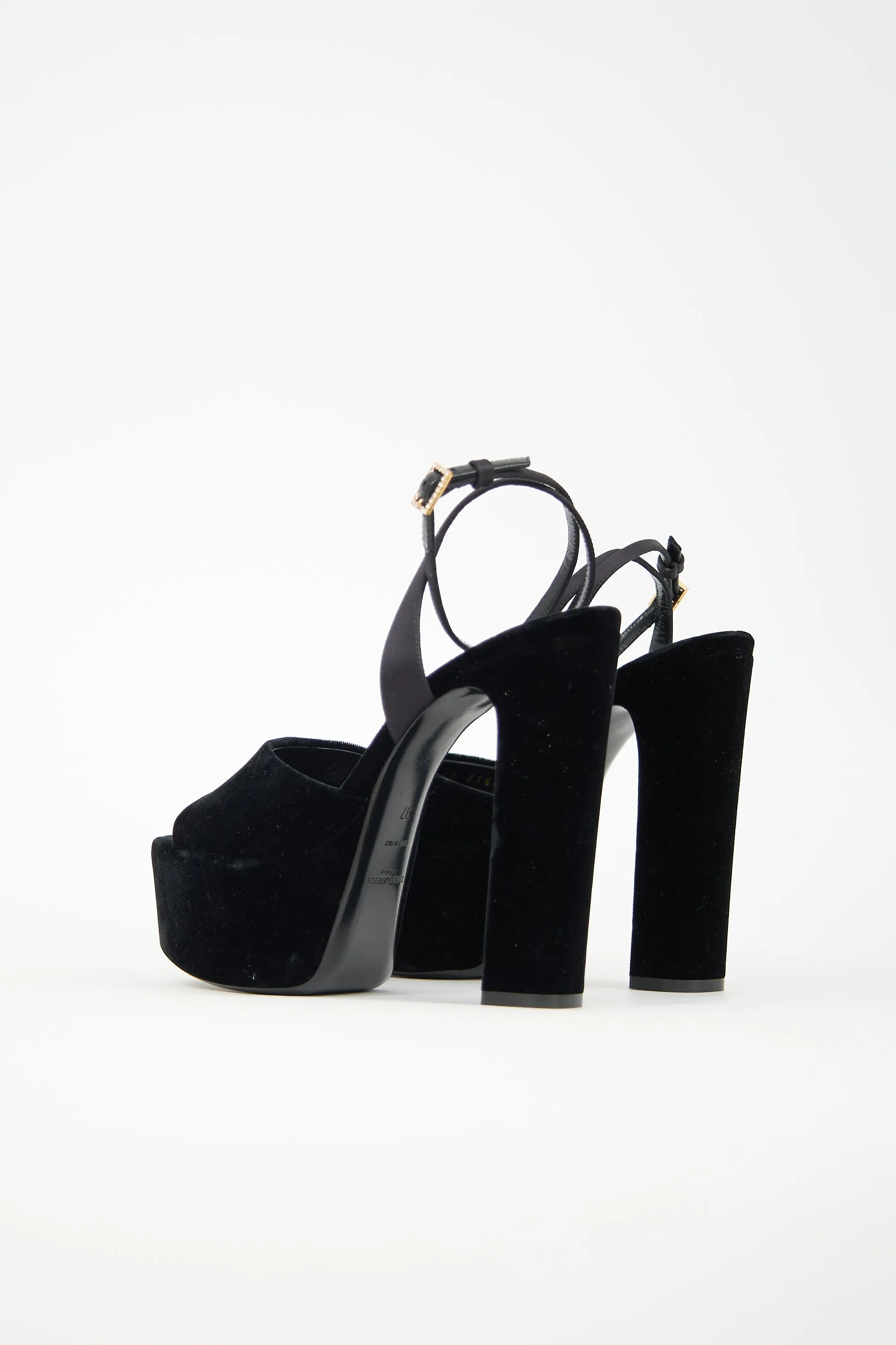 Velvet Jodie Platform Heel sold by VSP Consignment product image thumbnail 4
