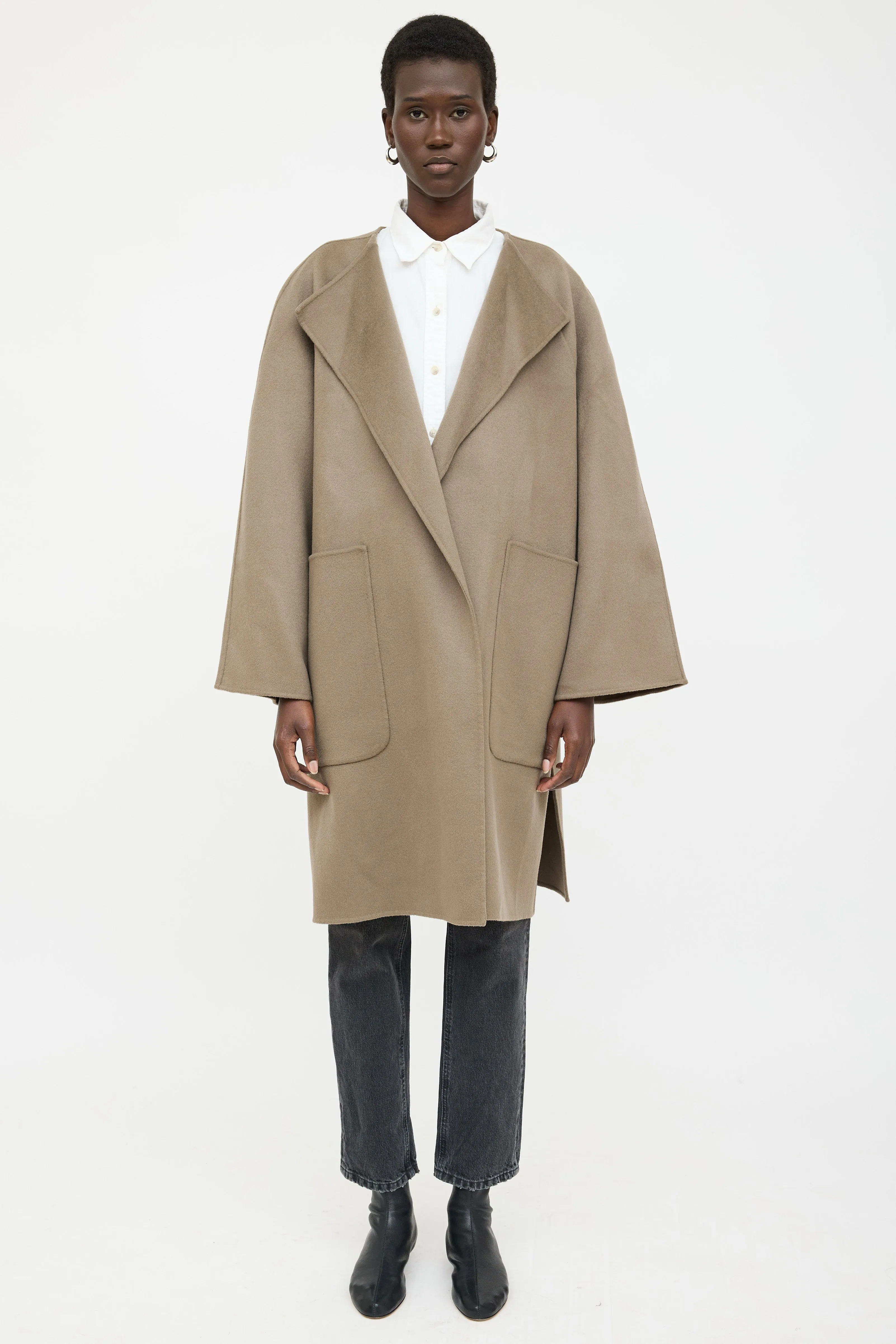 Wool Doublé Cape Coat sold by VSP Consignment product image thumbnail 3