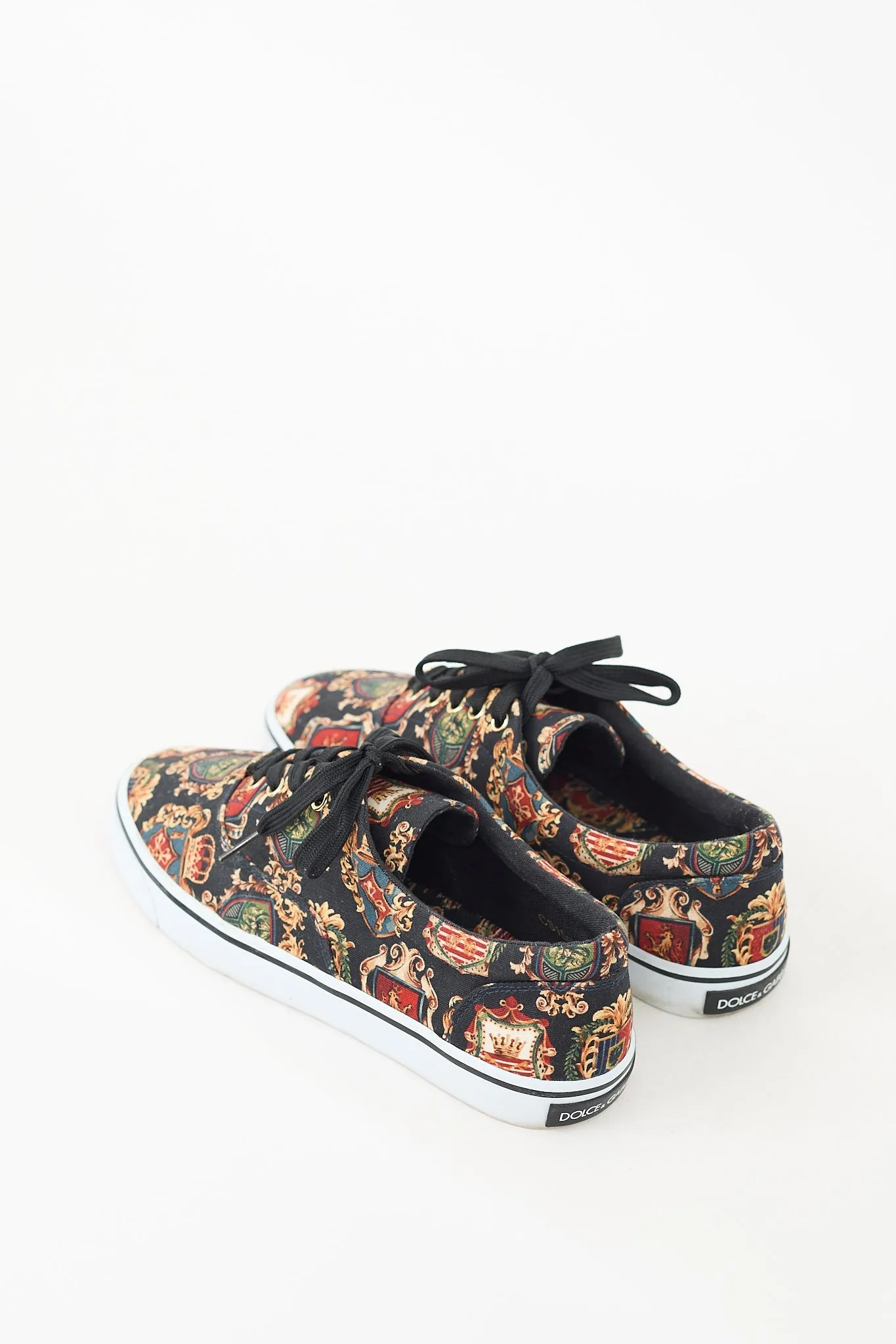 Canvas Printed Low Top Sneaker sold by VSP Consignment product image thumbnail 3