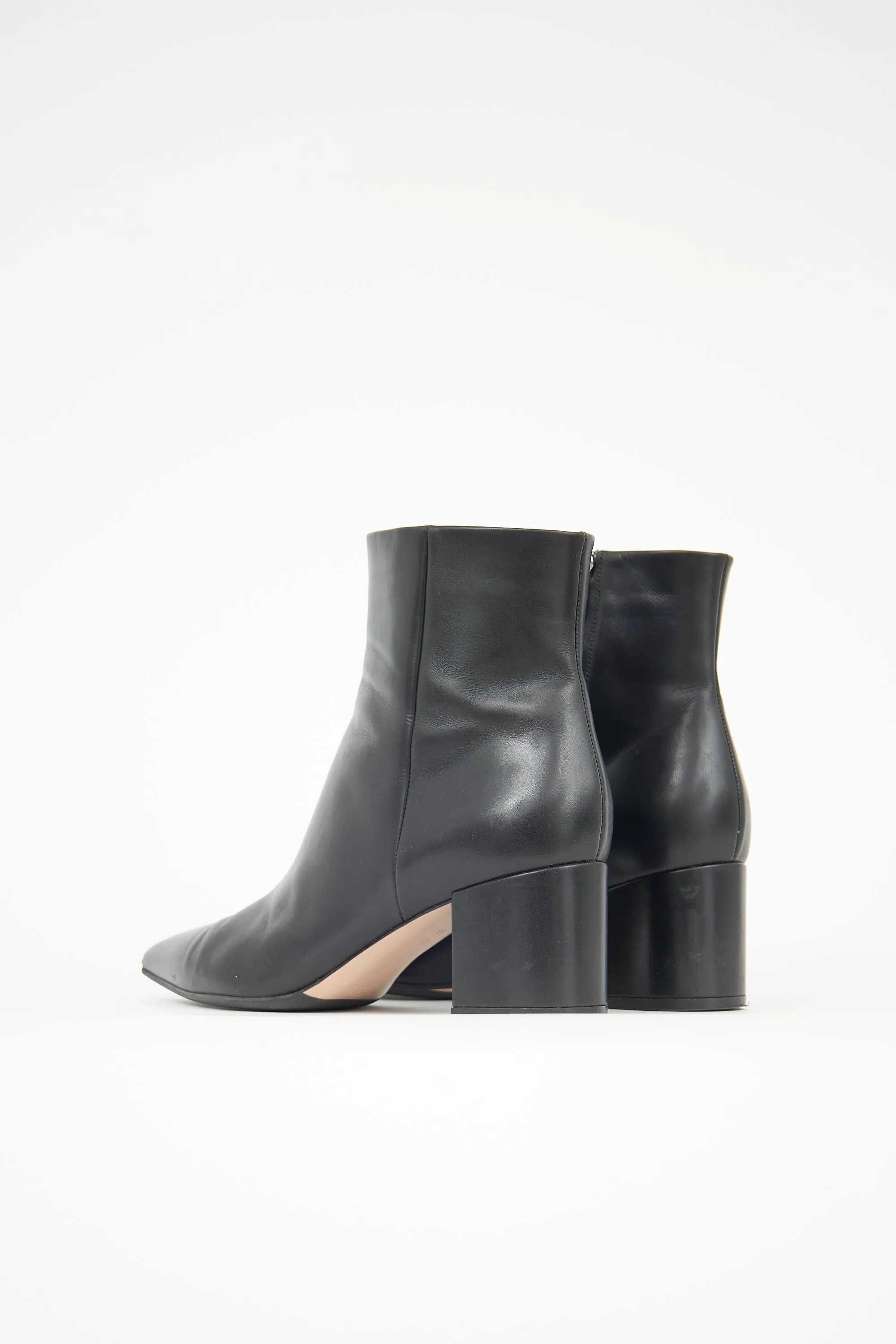 Leather Ankle Boot sold by VSP Consignment product image thumbnail 4
