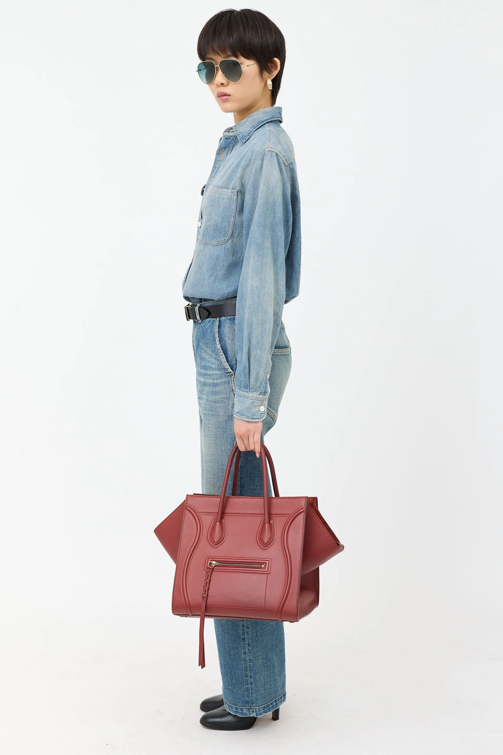 2016 Leather Medium Phantom Luggage Bag sold by VSP Consignment product image thumbnail 5