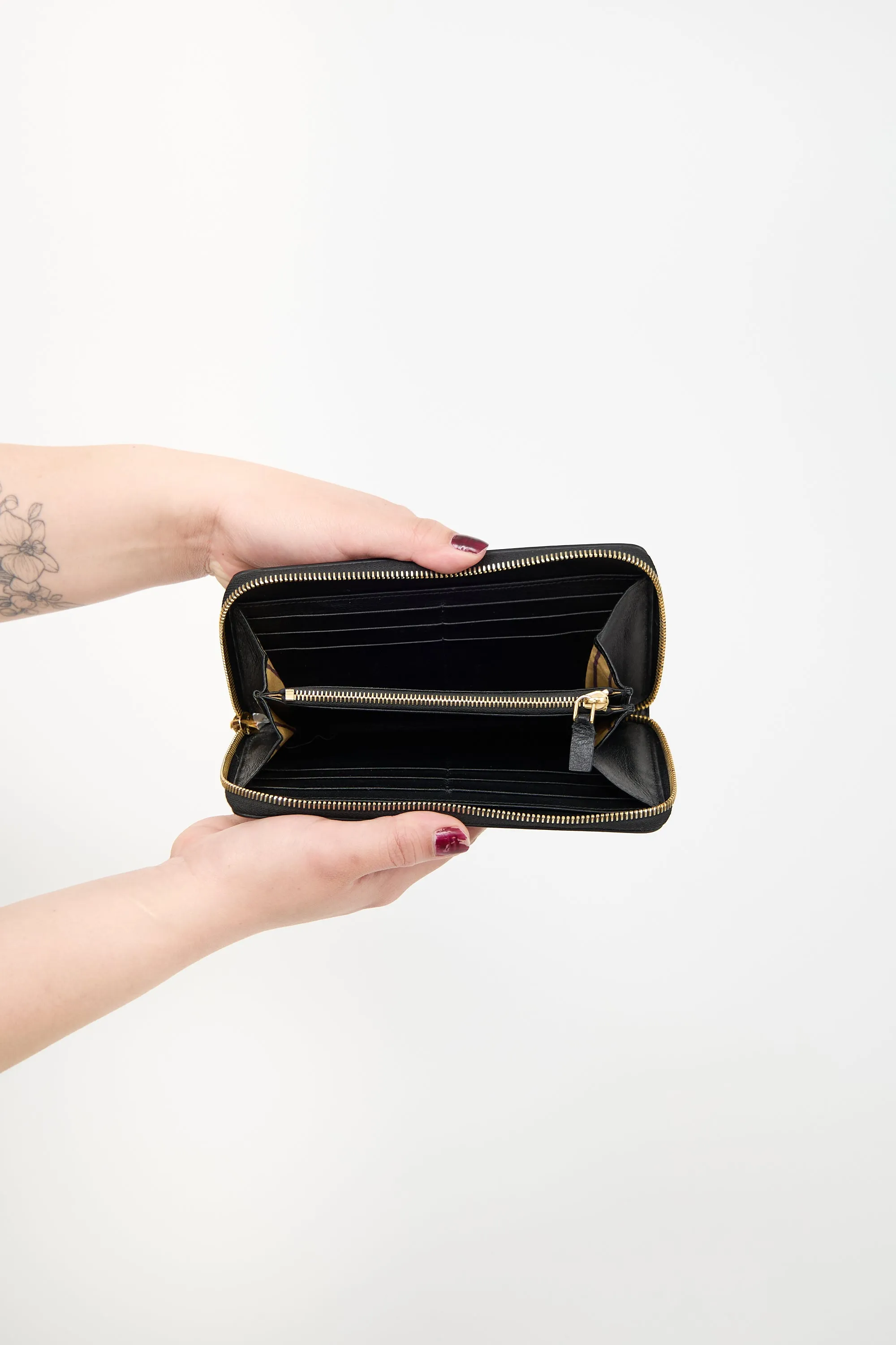Leather Colourblock Wallet sold by VSP Consignment product image thumbnail 2