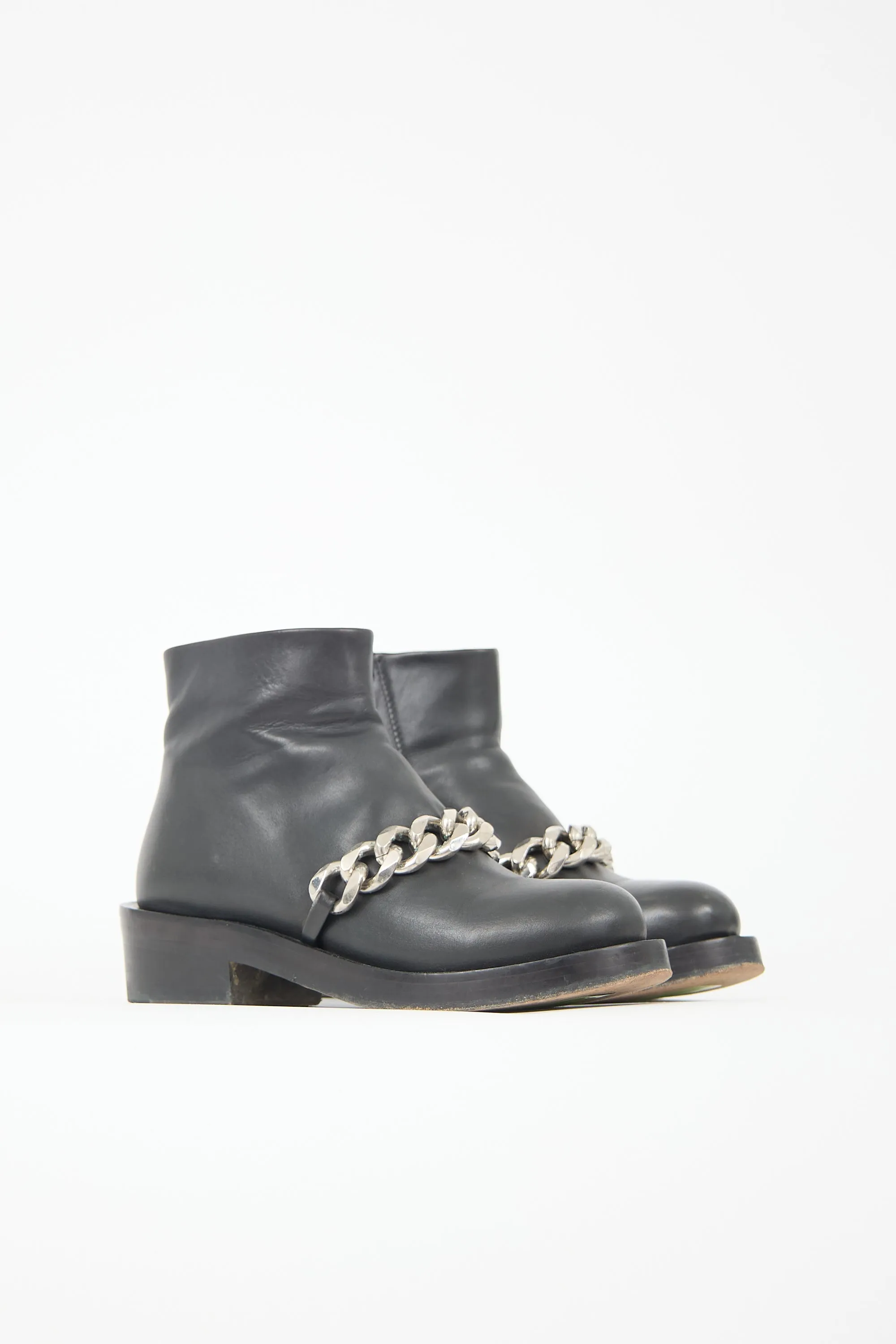 Leather Laura Chain Ankle Boot sold by VSP Consignment product image thumbnail 2