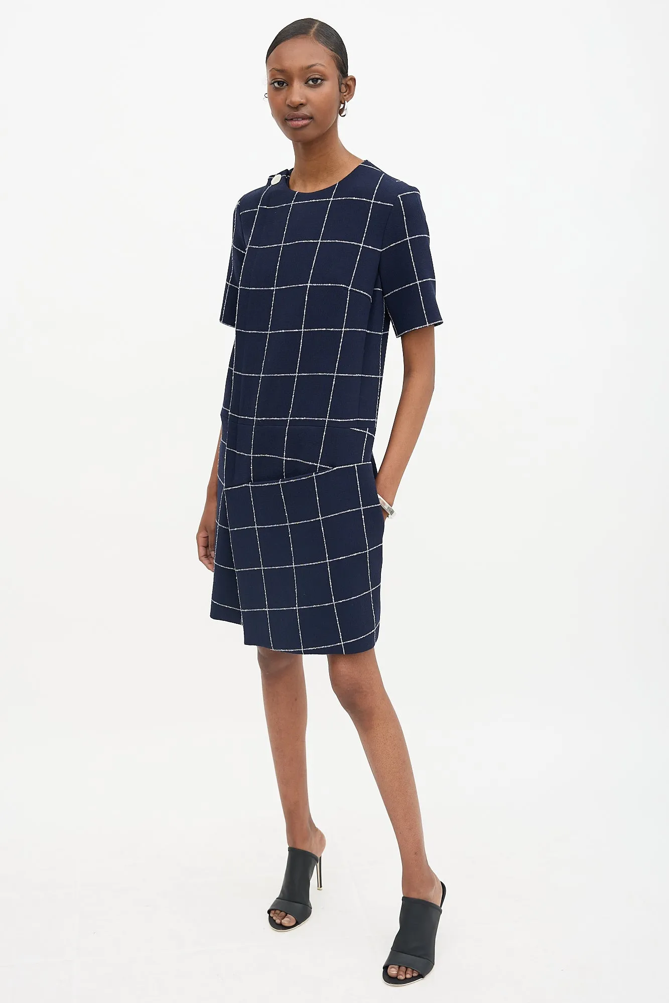 2016 Wool Crepe Dress sold by VSP Consignment product image thumbnail 3