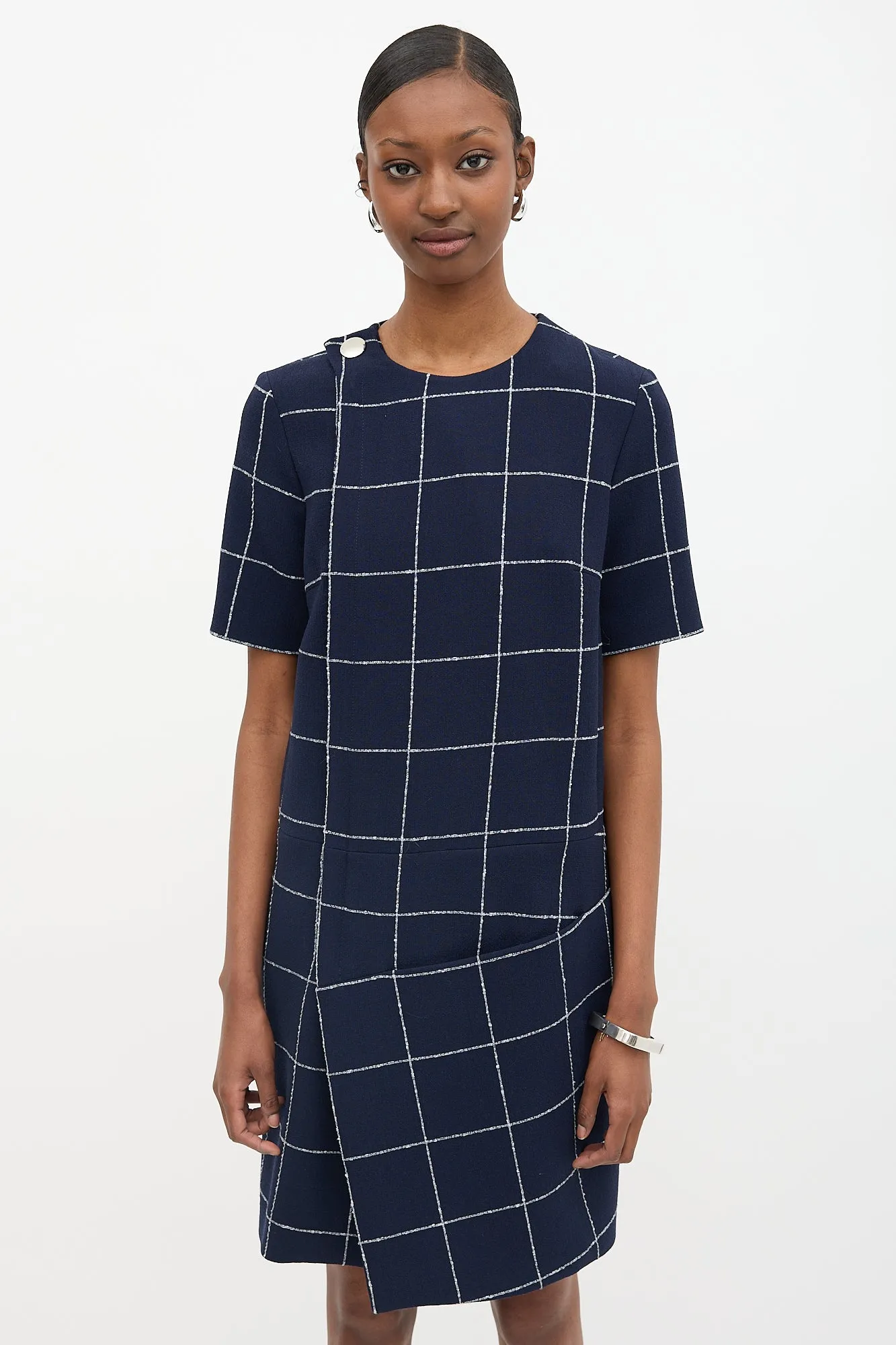 2016 Wool Crepe Dress sold by VSP Consignment