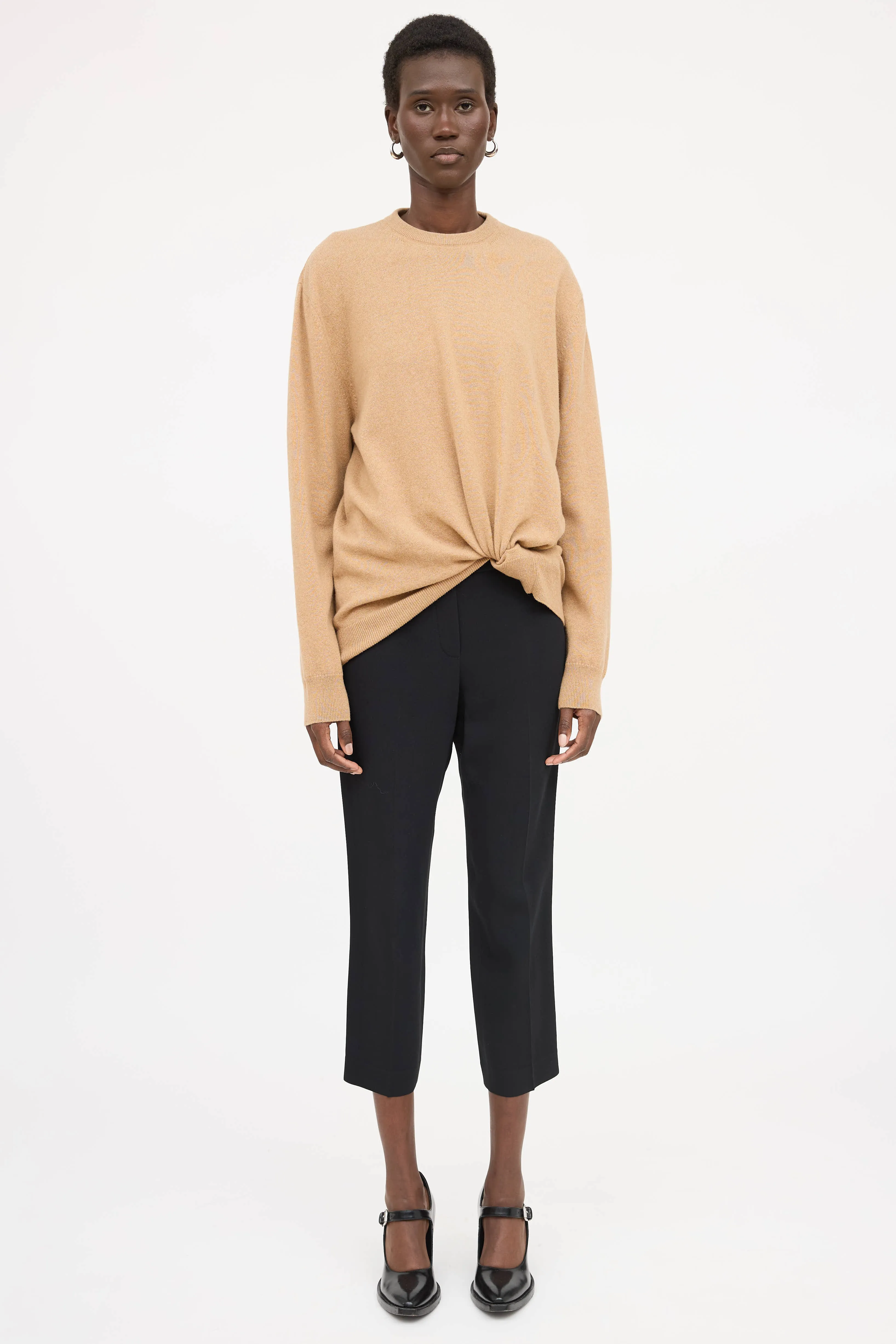 Cropped Pants sold by VSP Consignment product image thumbnail 2