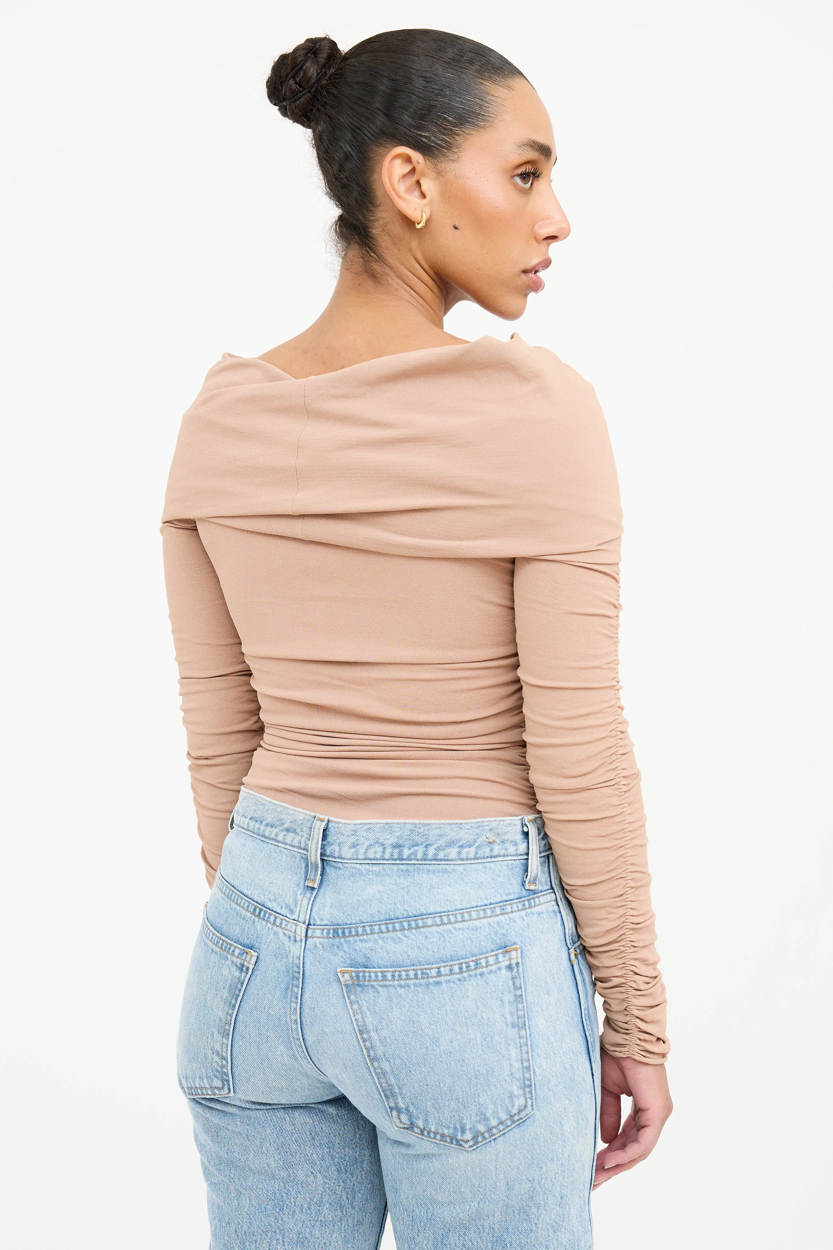 Zuri Off Shoulder Top sold by VSP Consignment product image thumbnail 5