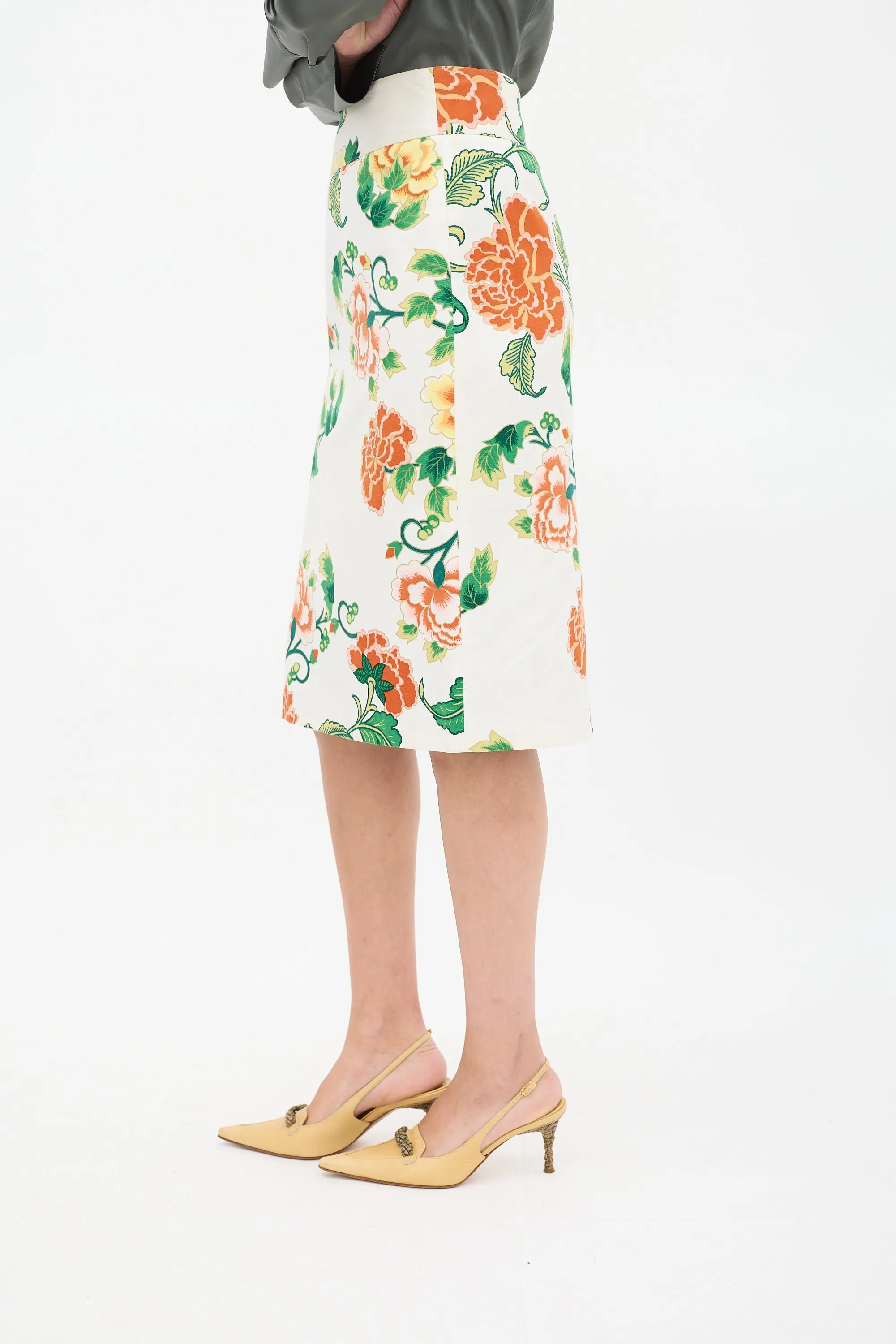 Floral Pencil Skirt sold by VSP Consignment product image thumbnail 4