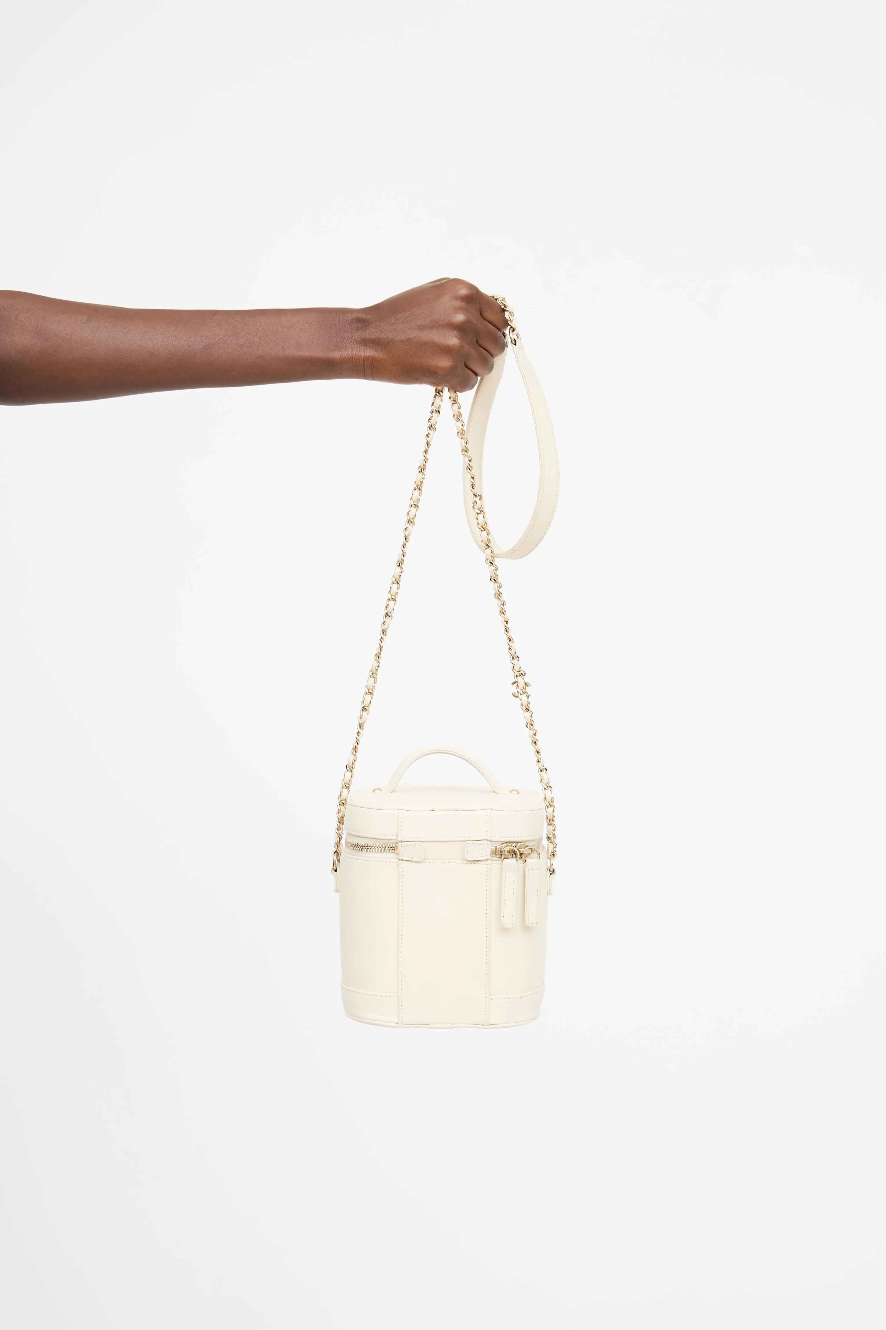 2019 CC Mania Vanity Case sold by VSP Consignment product image thumbnail 3