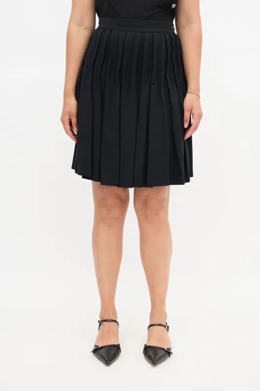 Crepe Pleated Skirt sold by VSP Consignment