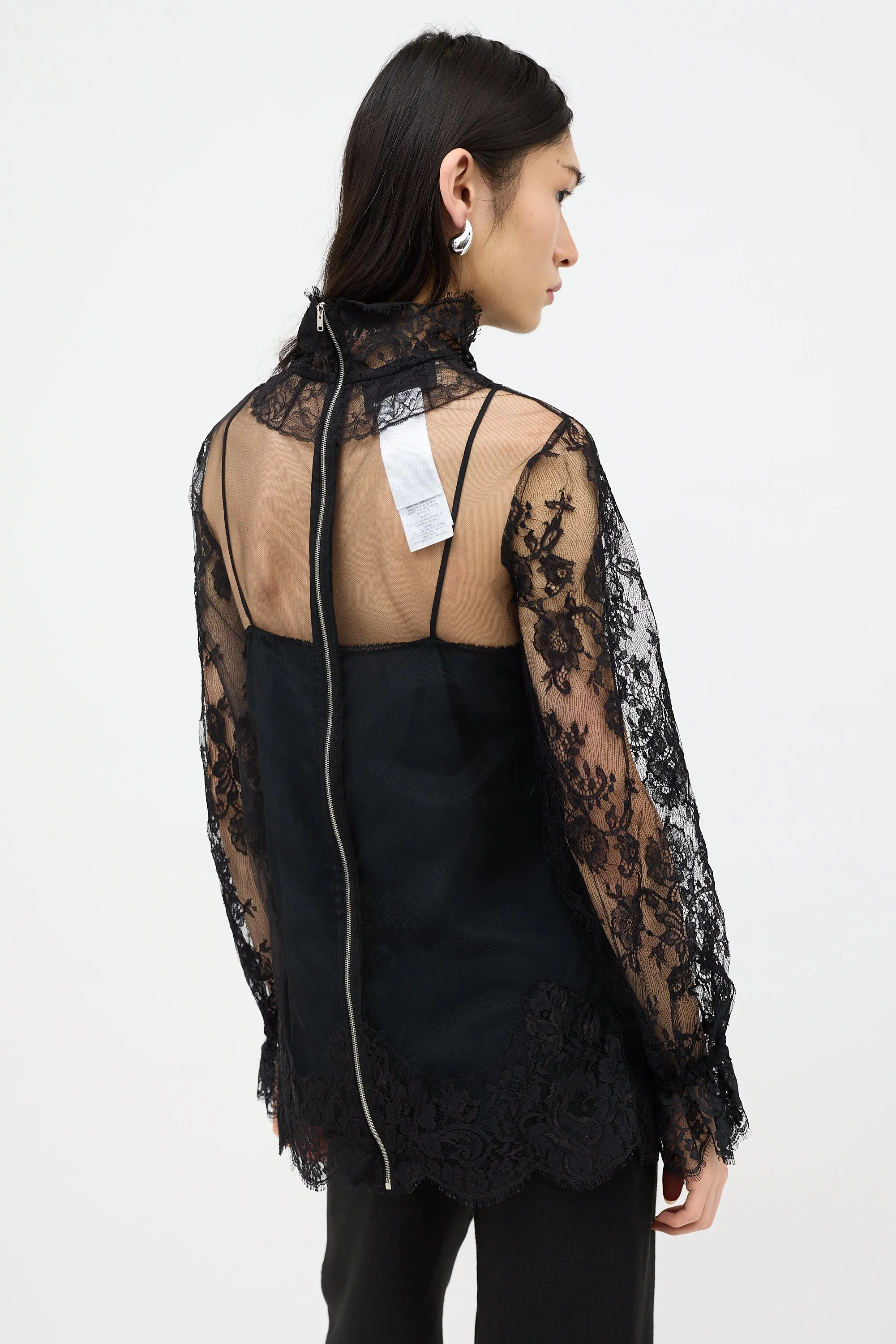 FW 2022 Tulle & Lace Top sold by VSP Consignment product image thumbnail 4