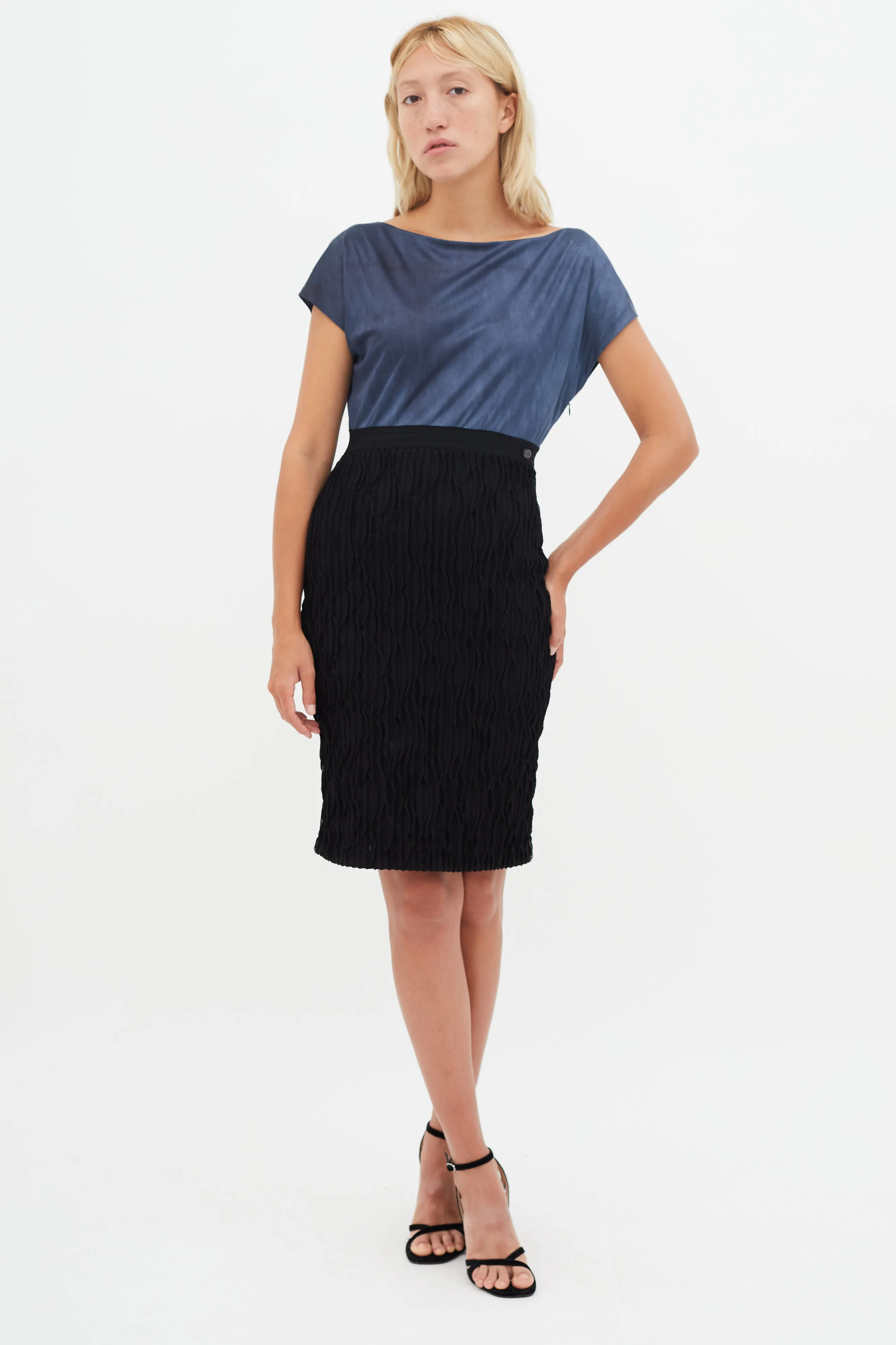 Contrasting Sheath Dress sold by VSP Consignment