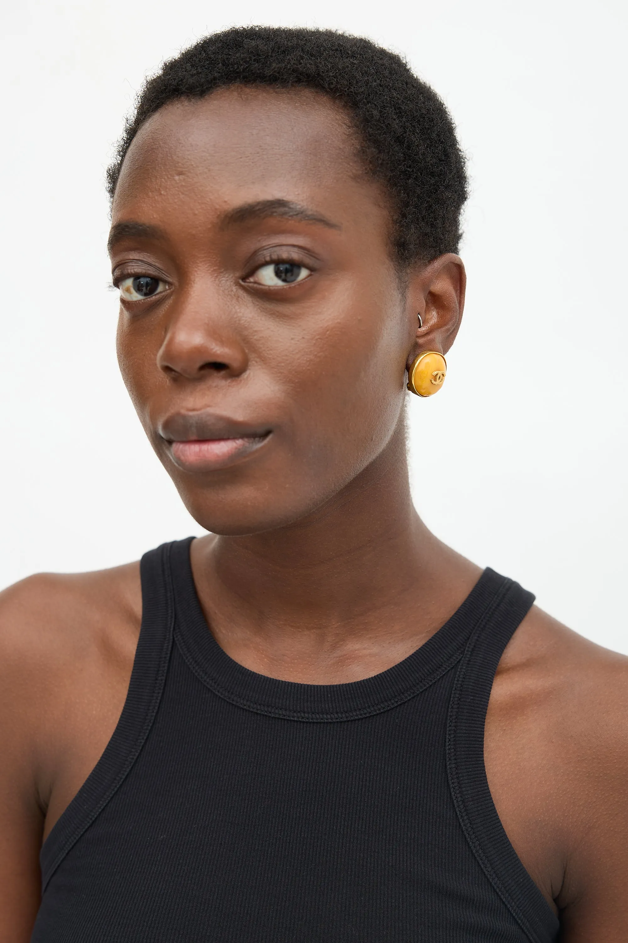 Spring 1996 Stone CC Single Earring sold by VSP Consignment product image thumbnail 2