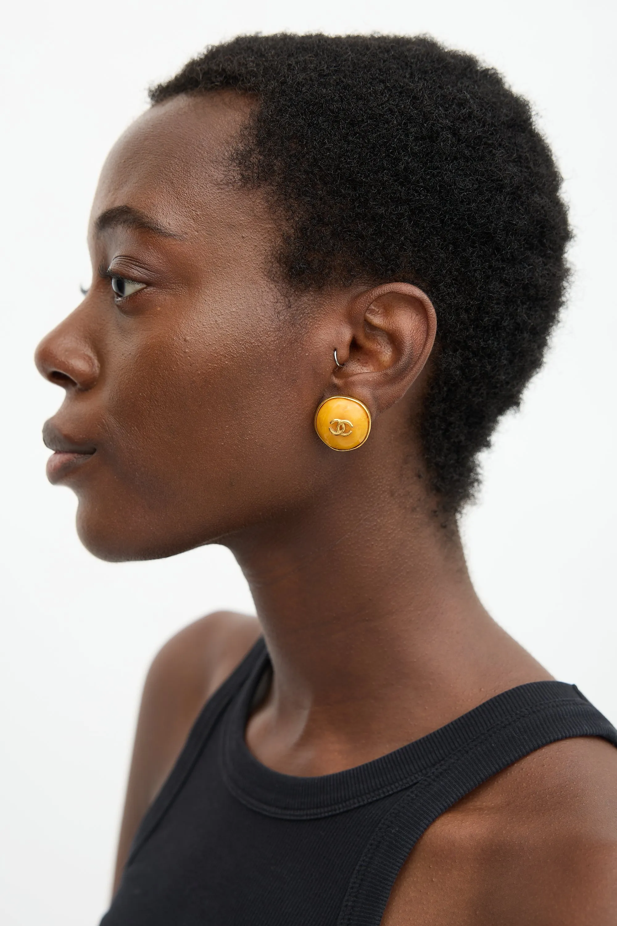 Spring 1996 Stone CC Single Earring sold by VSP Consignment product image thumbnail 3