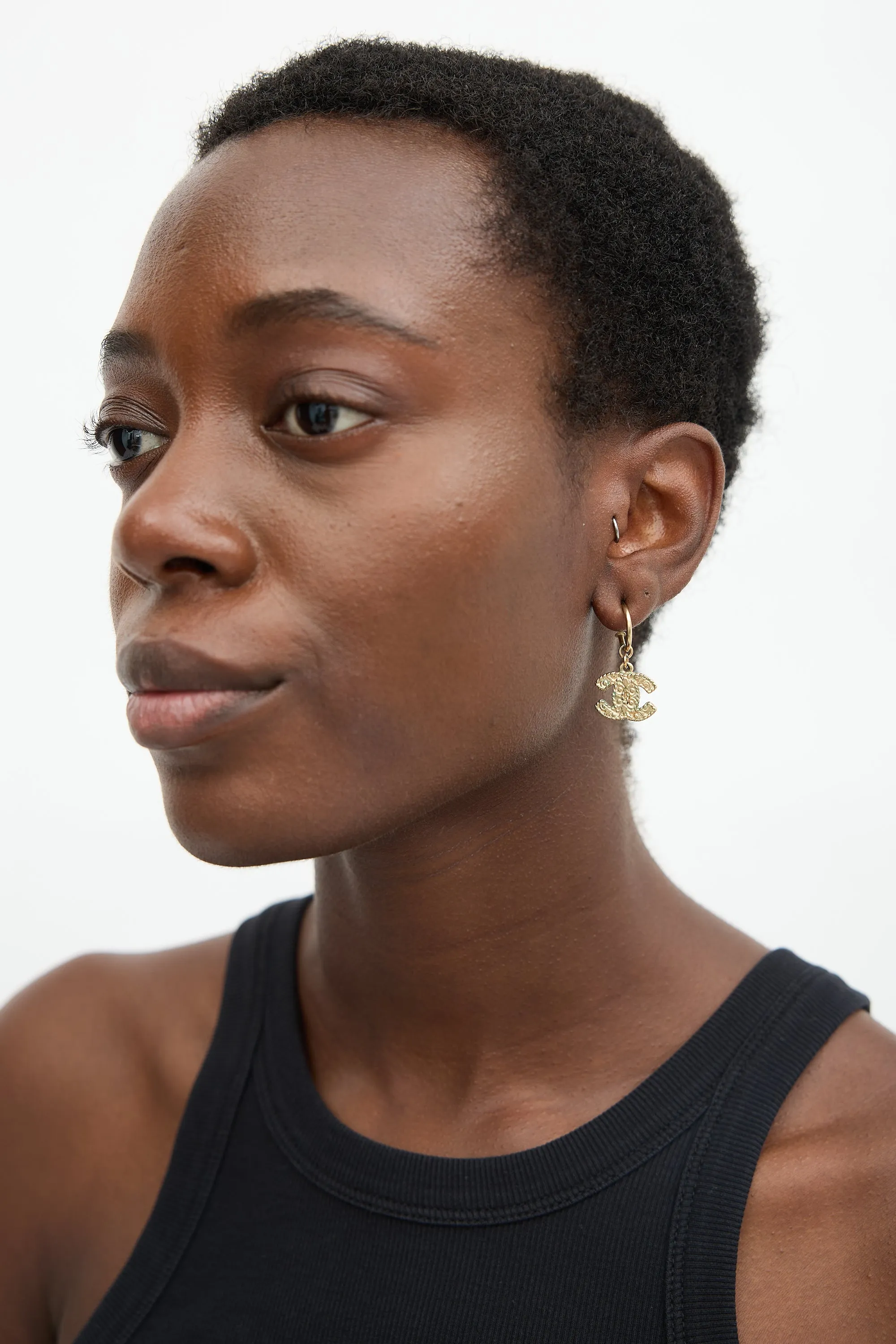 Fall 2008 Interlocking CC Dangle Earrings sold by VSP Consignment product image thumbnail 3