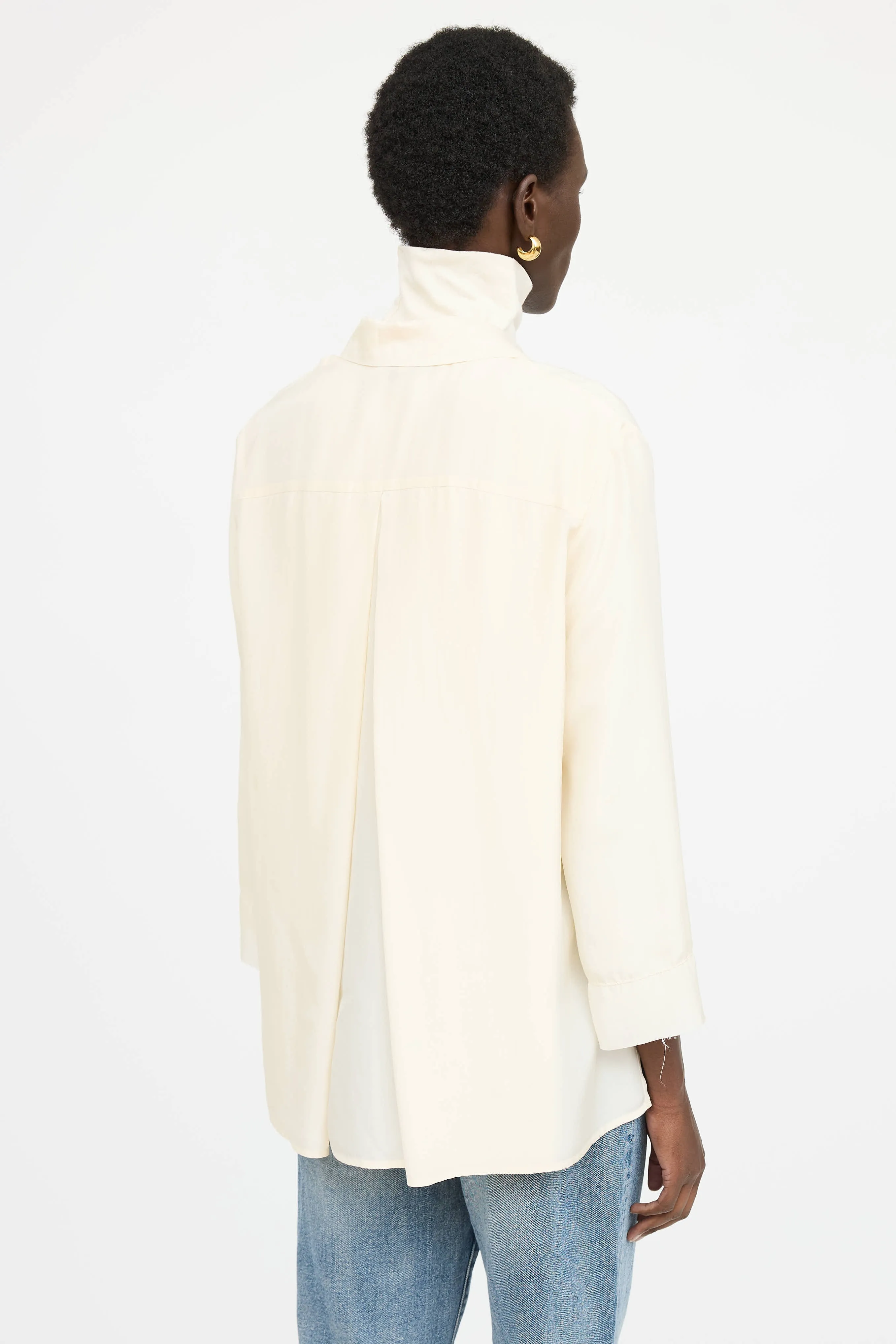 Silk Button Up Shirt sold by VSP Consignment product image thumbnail 4