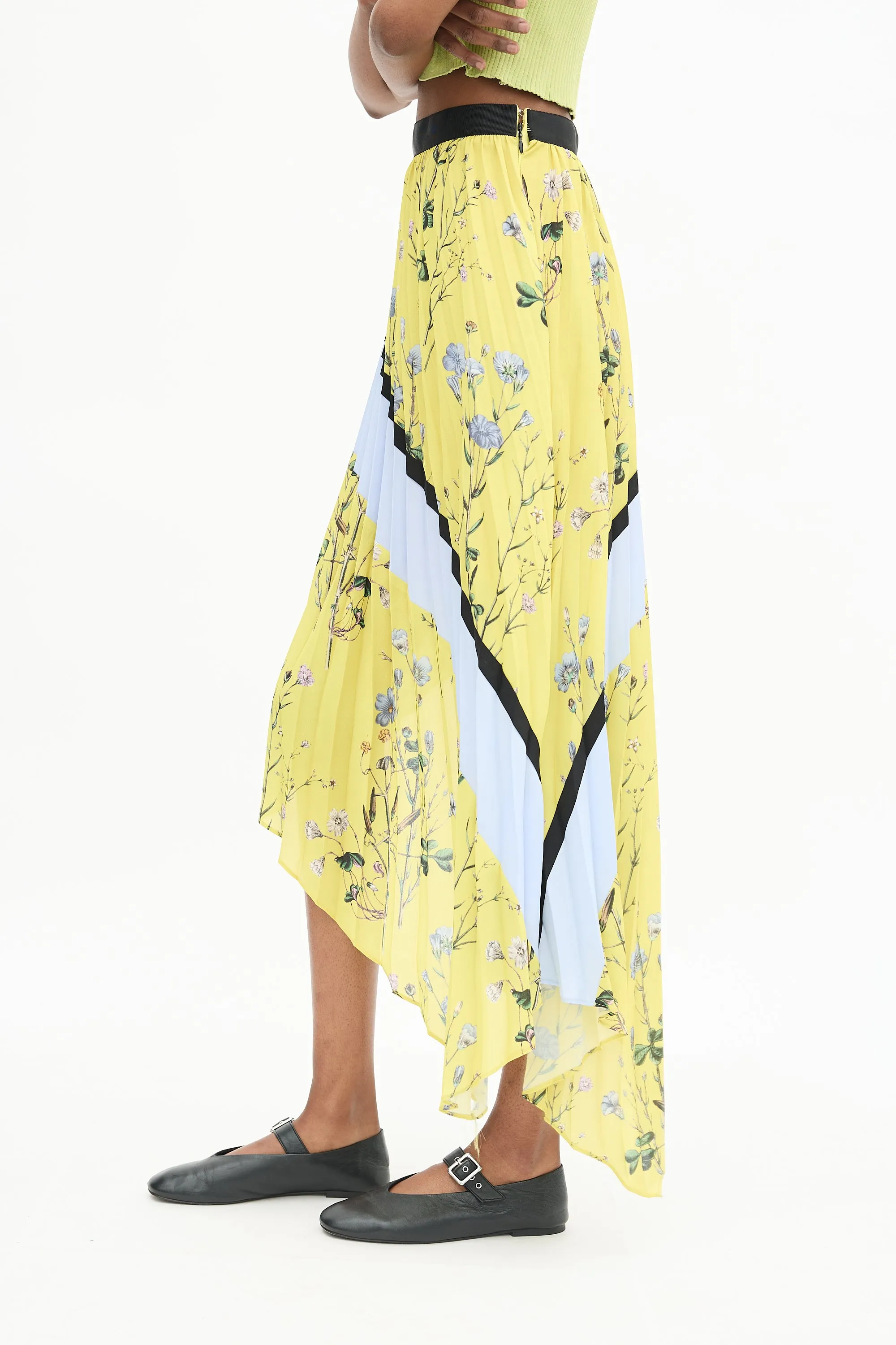 Pleated Floral Skirt sold by VSP Consignment product image thumbnail 3