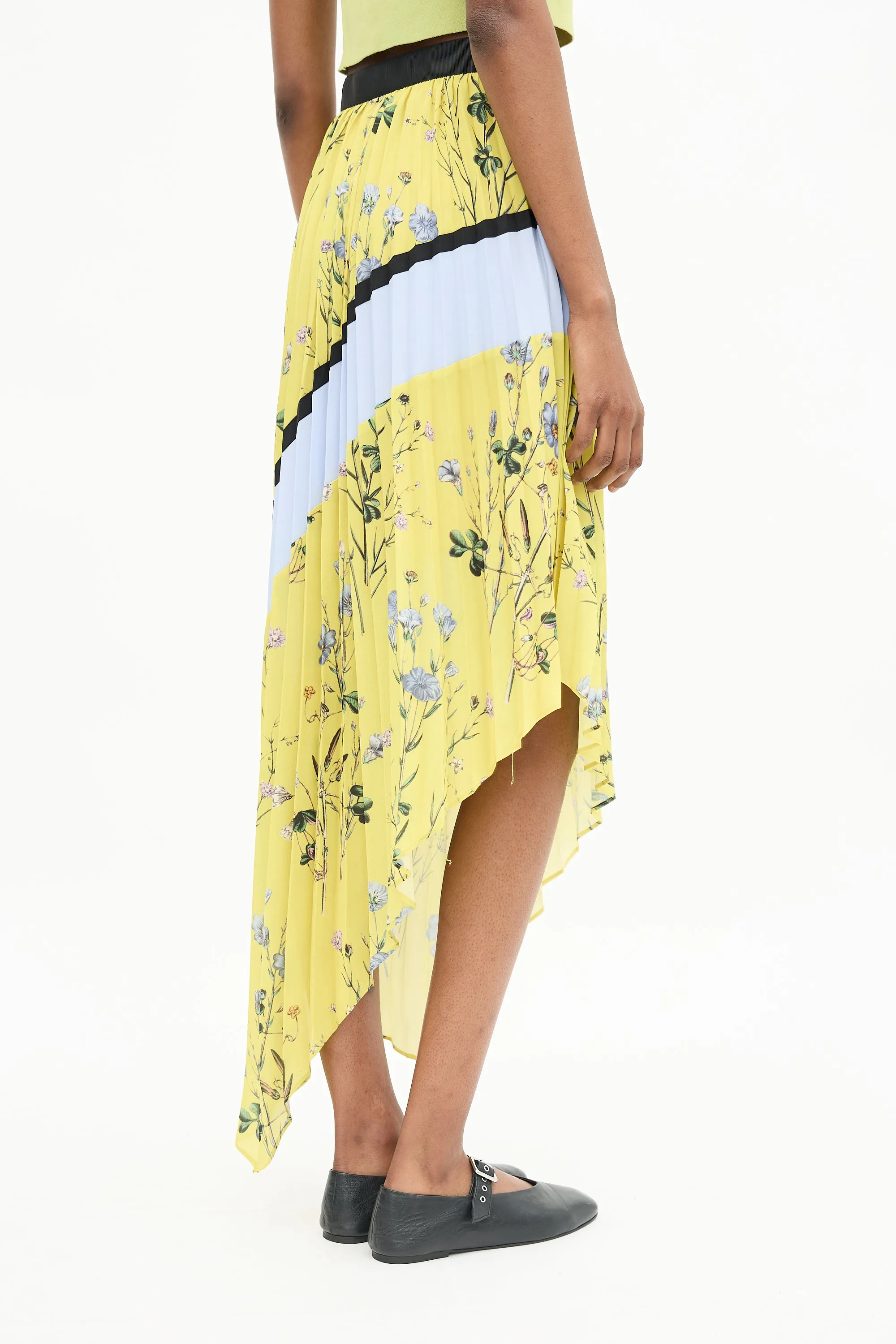 Pleated Floral Skirt sold by VSP Consignment product image thumbnail 4