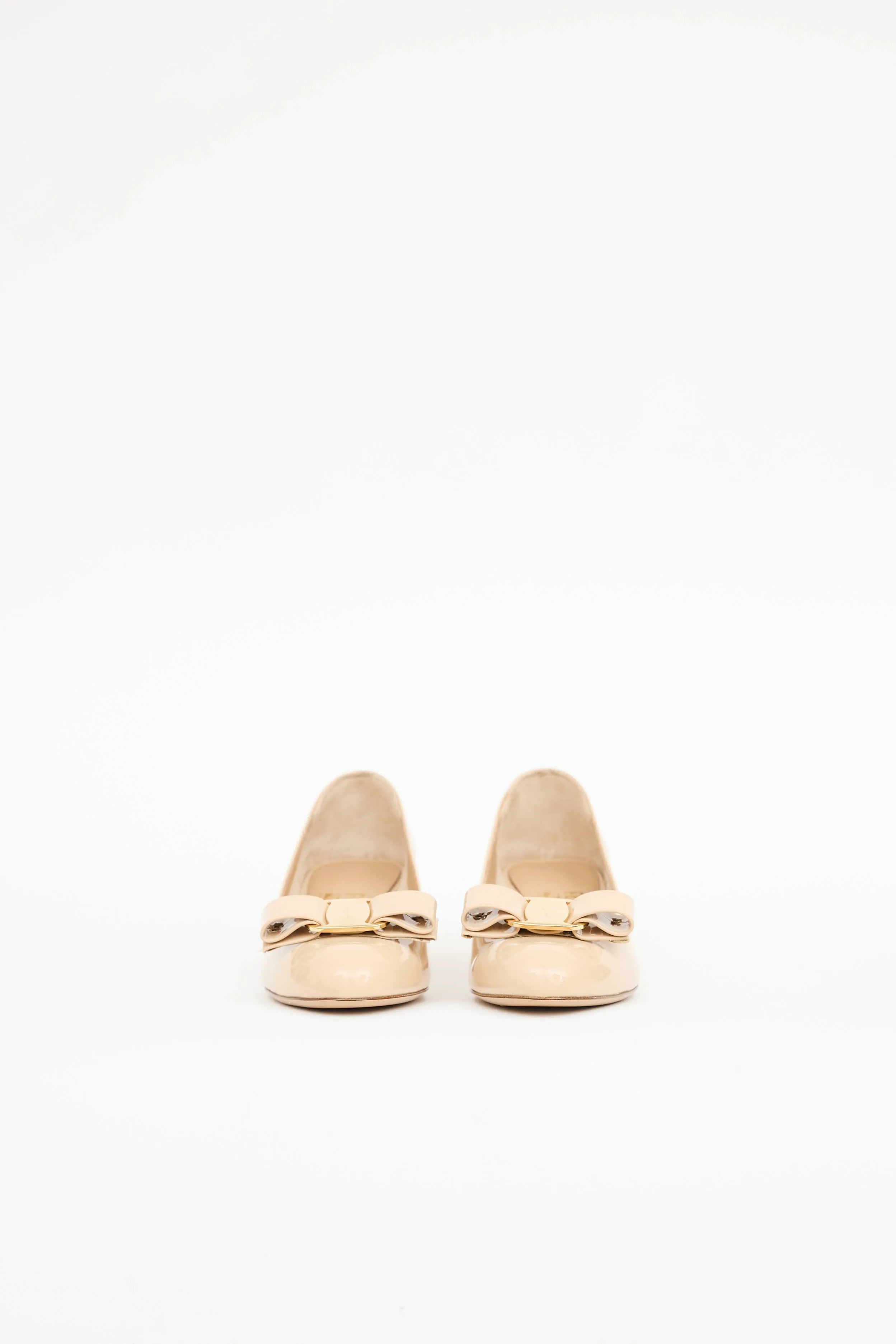 Patent Vara Bow Pump sold by VSP Consignment product image thumbnail 3