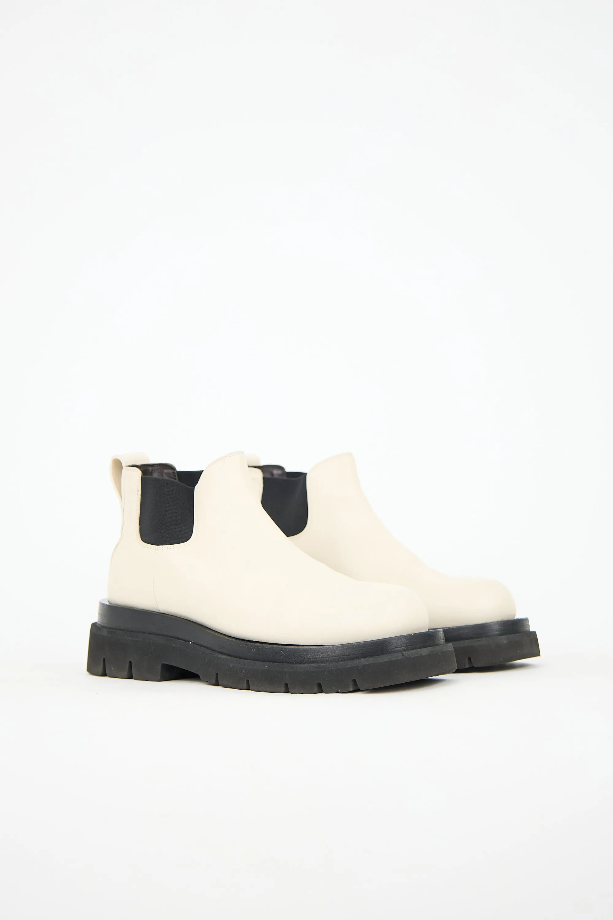 Leather Lug Chelsea Boot sold by VSP Consignment product image thumbnail 2