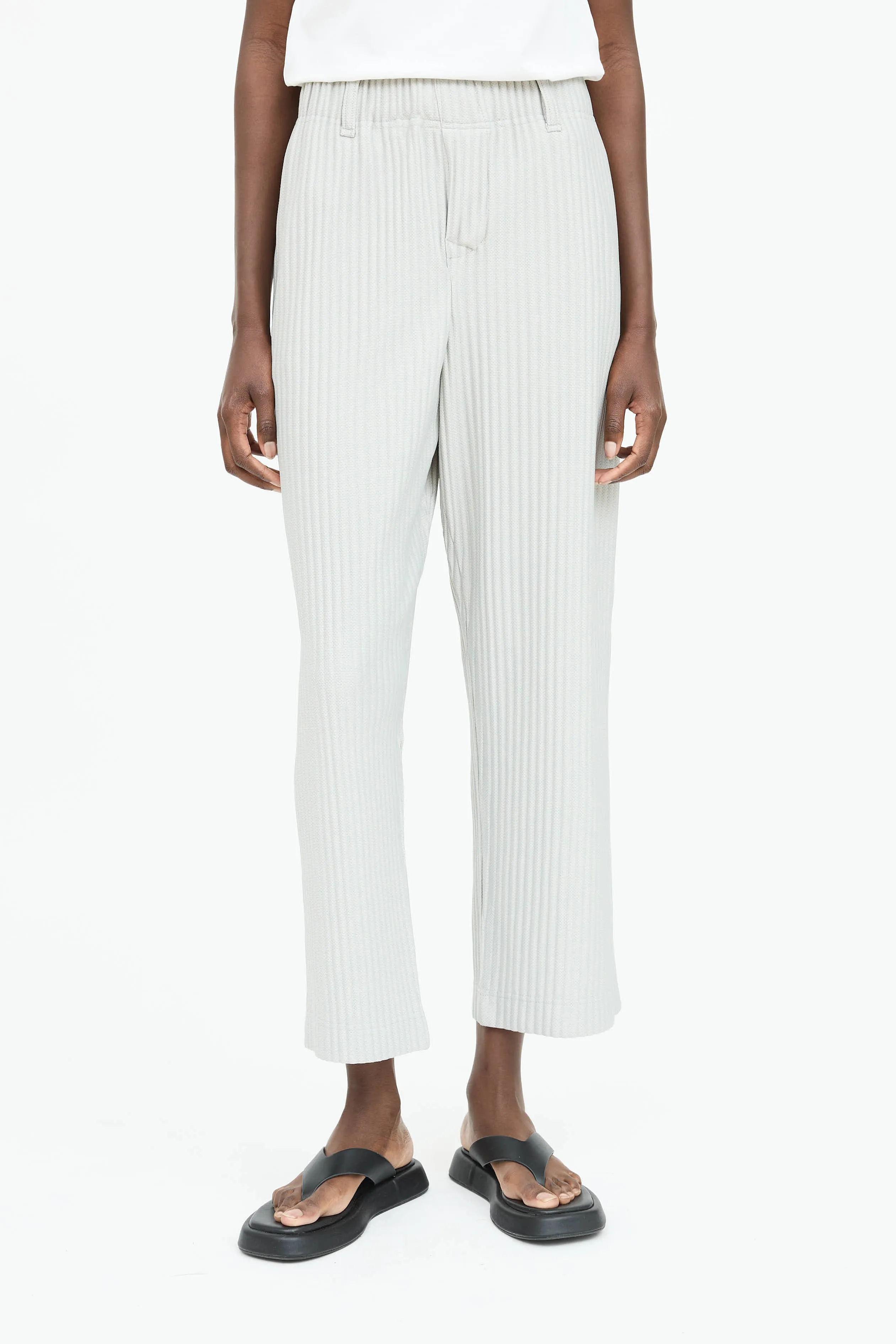 Pleated Straight Leg Pant sold by VSP Consignment