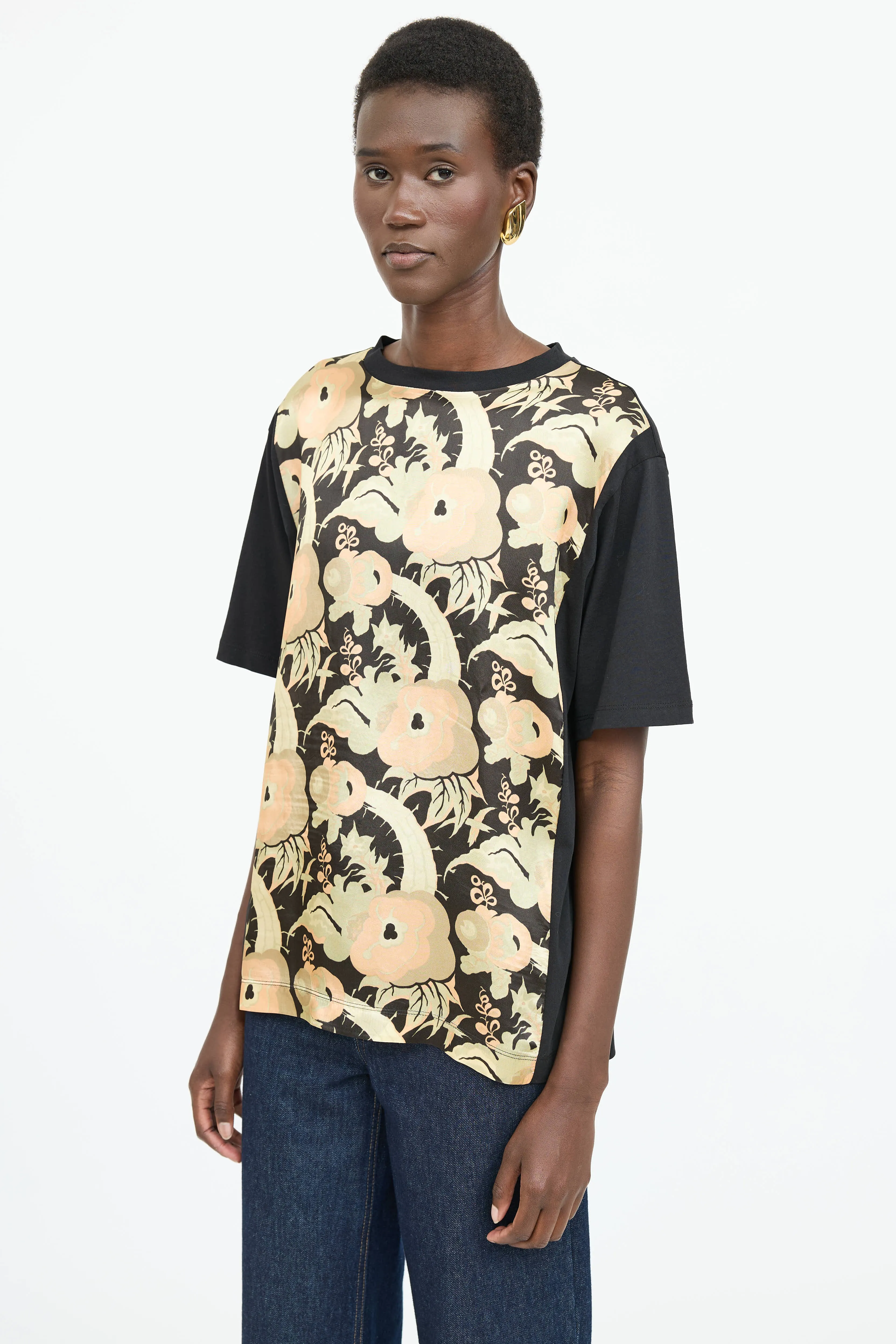 Printed Floral T-Shirt sold by VSP Consignment product image thumbnail 3
