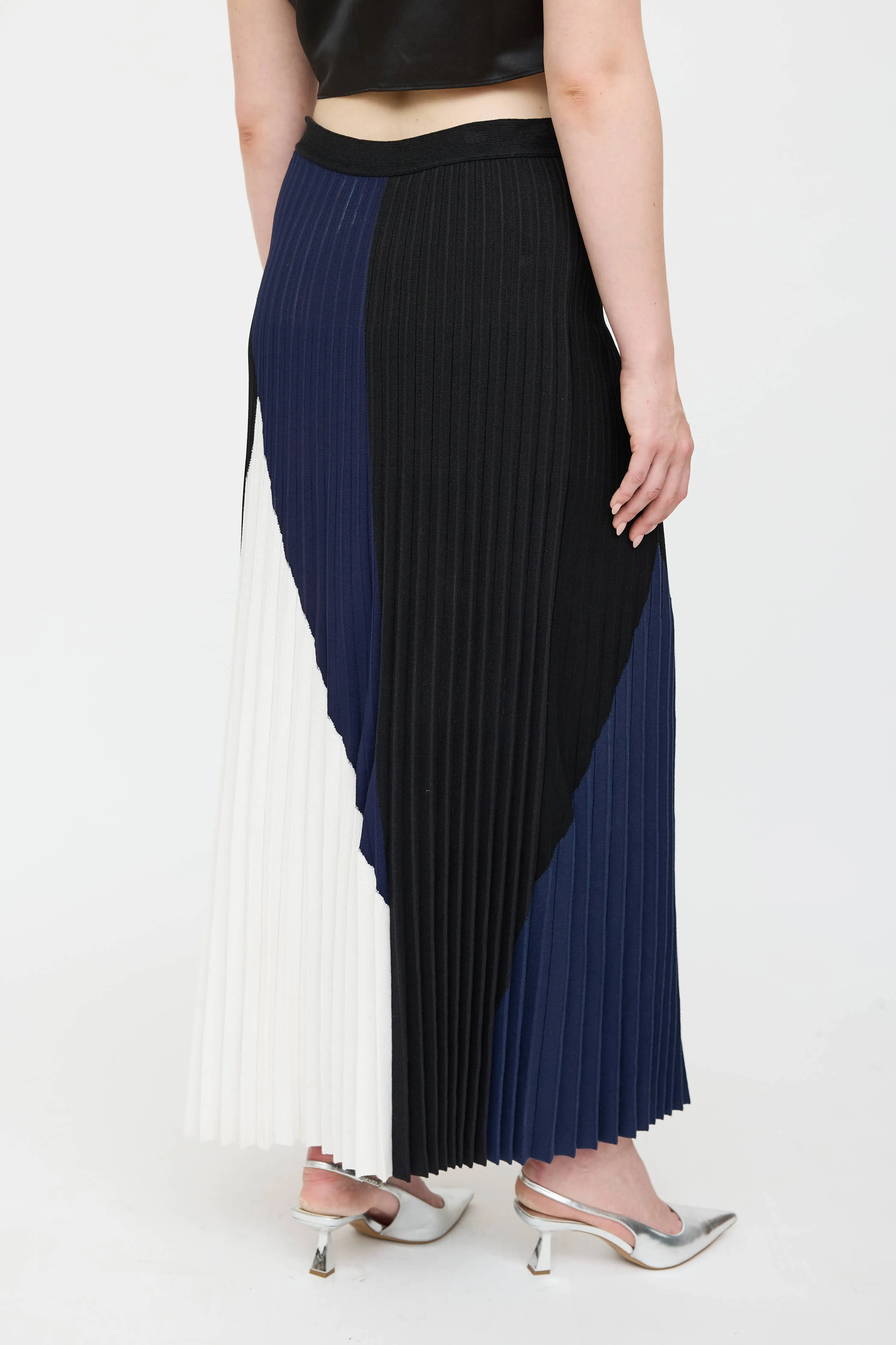 Pleated Panelled Maxi Skirt sold by VSP Consignment product image thumbnail 4
