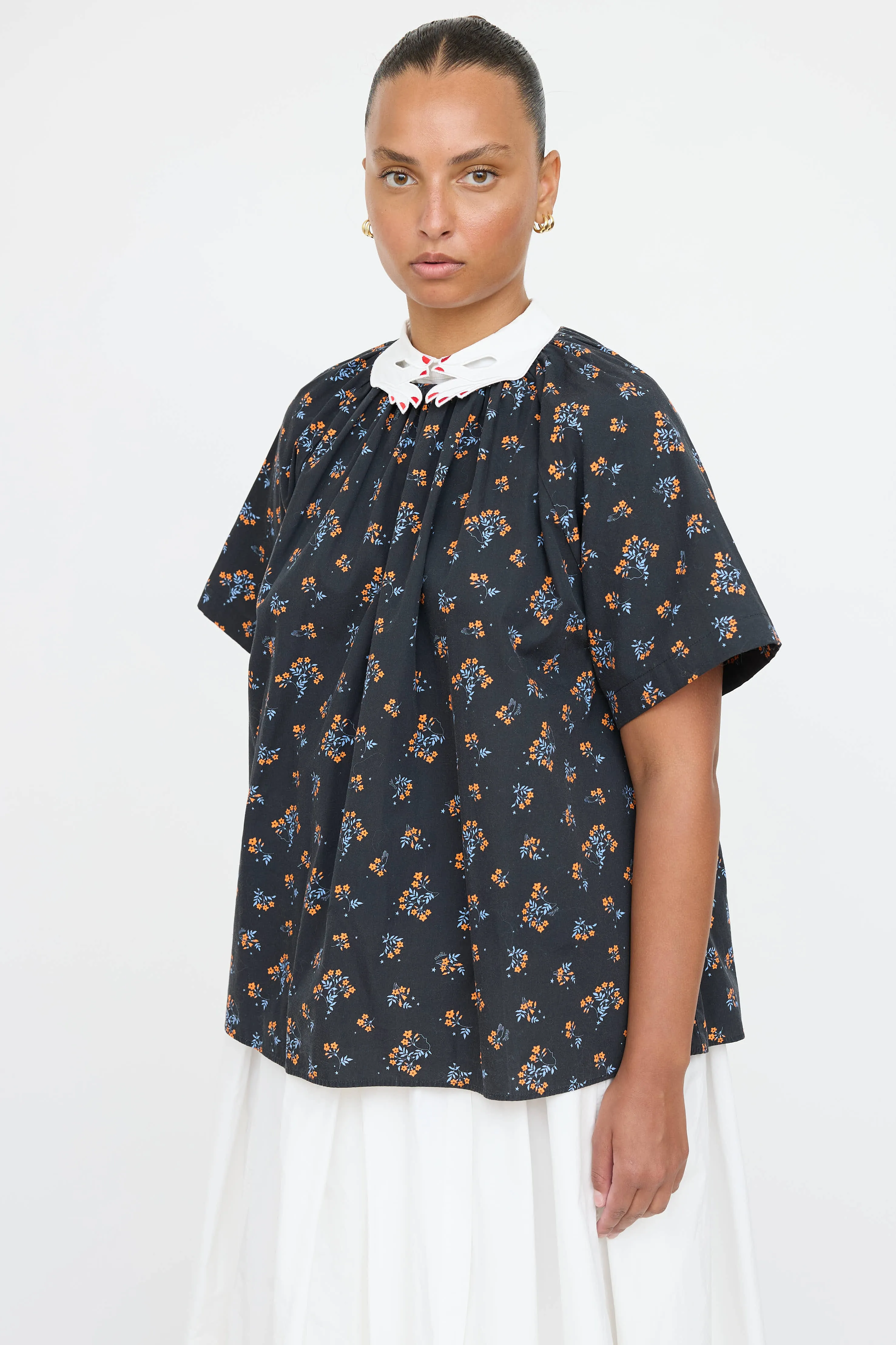 Floral Hand Blouse sold by VSP Consignment product image thumbnail 3