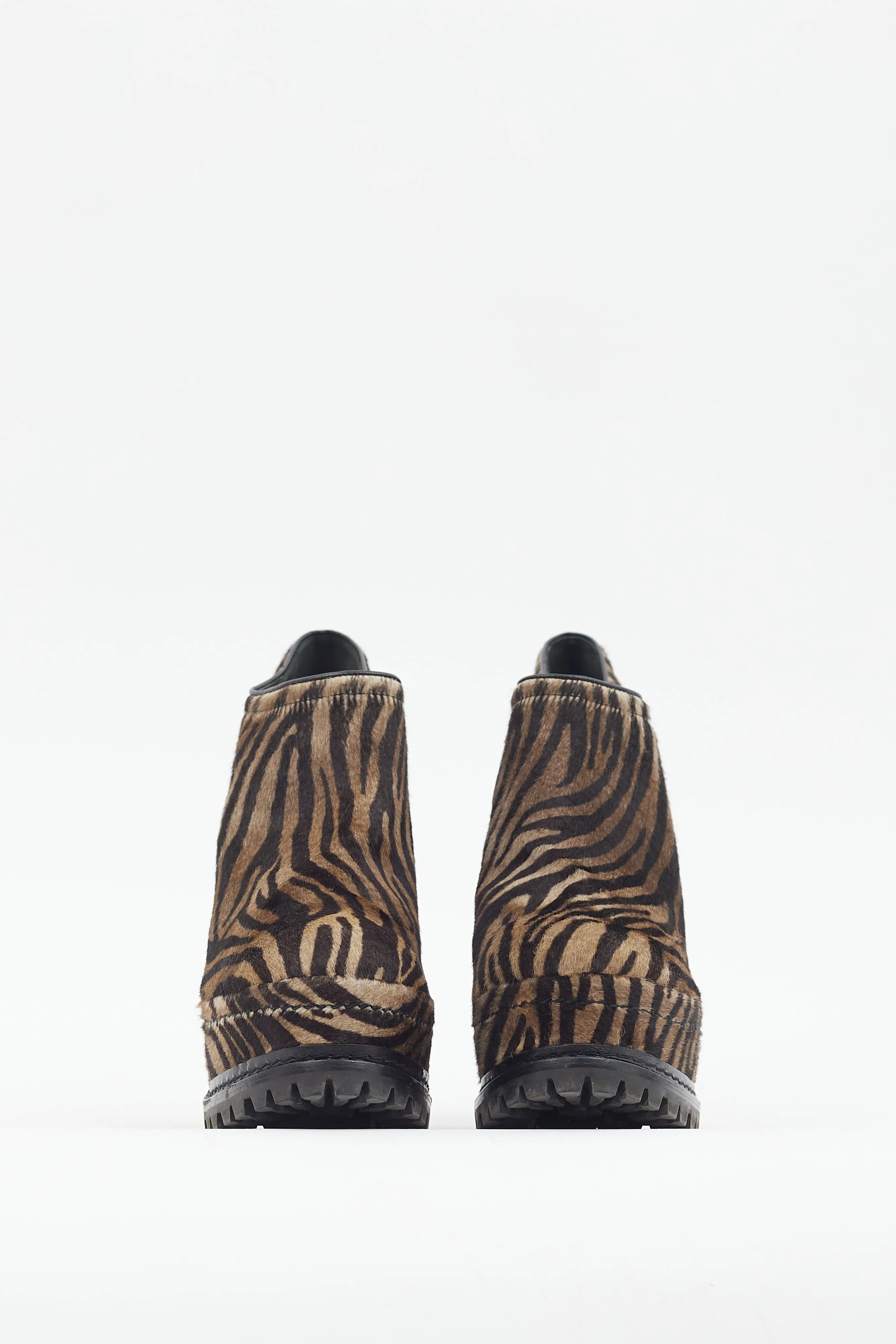 Printed Platform Heeled Bootie sold by VSP Consignment product image thumbnail 3