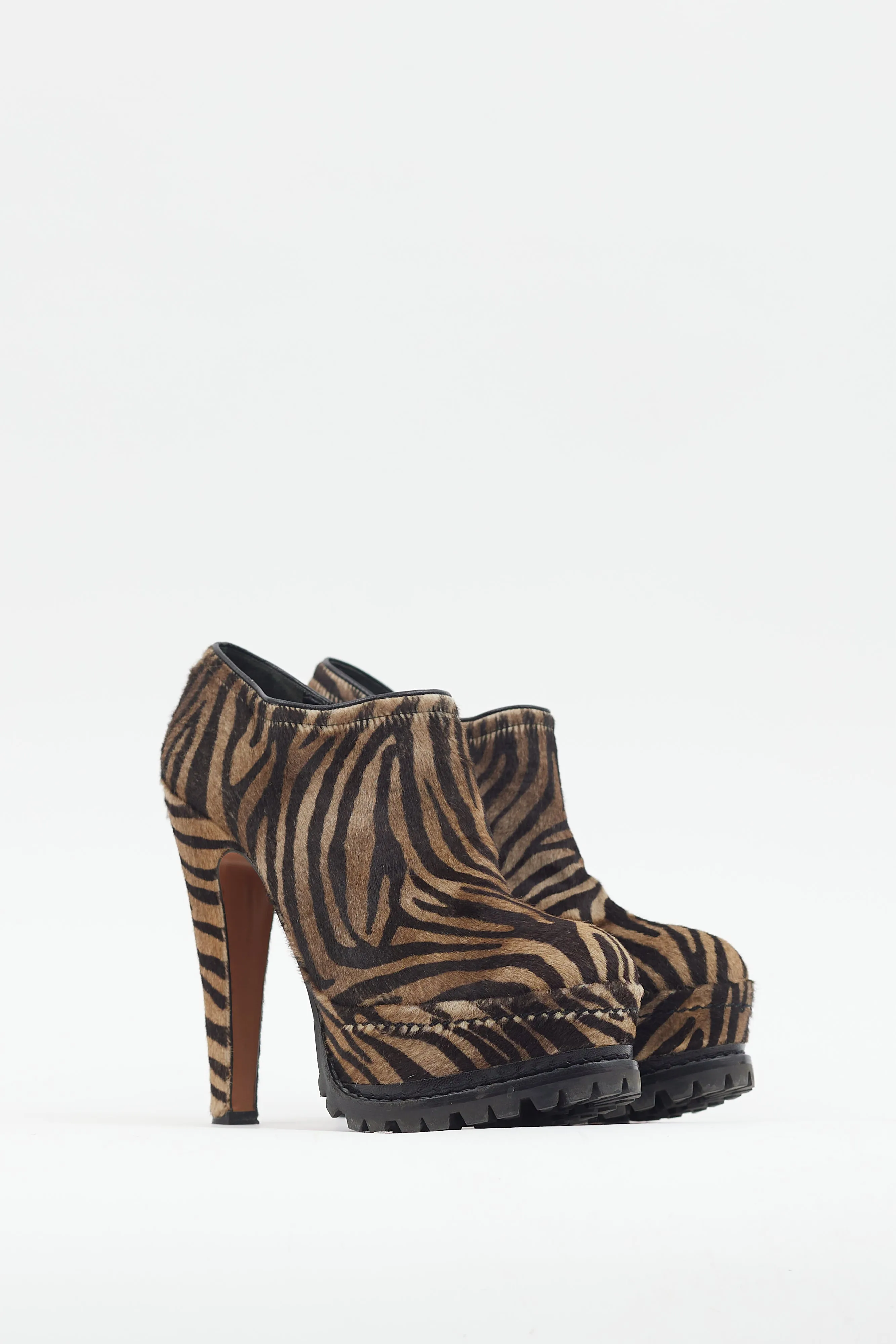 Printed Platform Heeled Bootie sold by VSP Consignment product image thumbnail 2