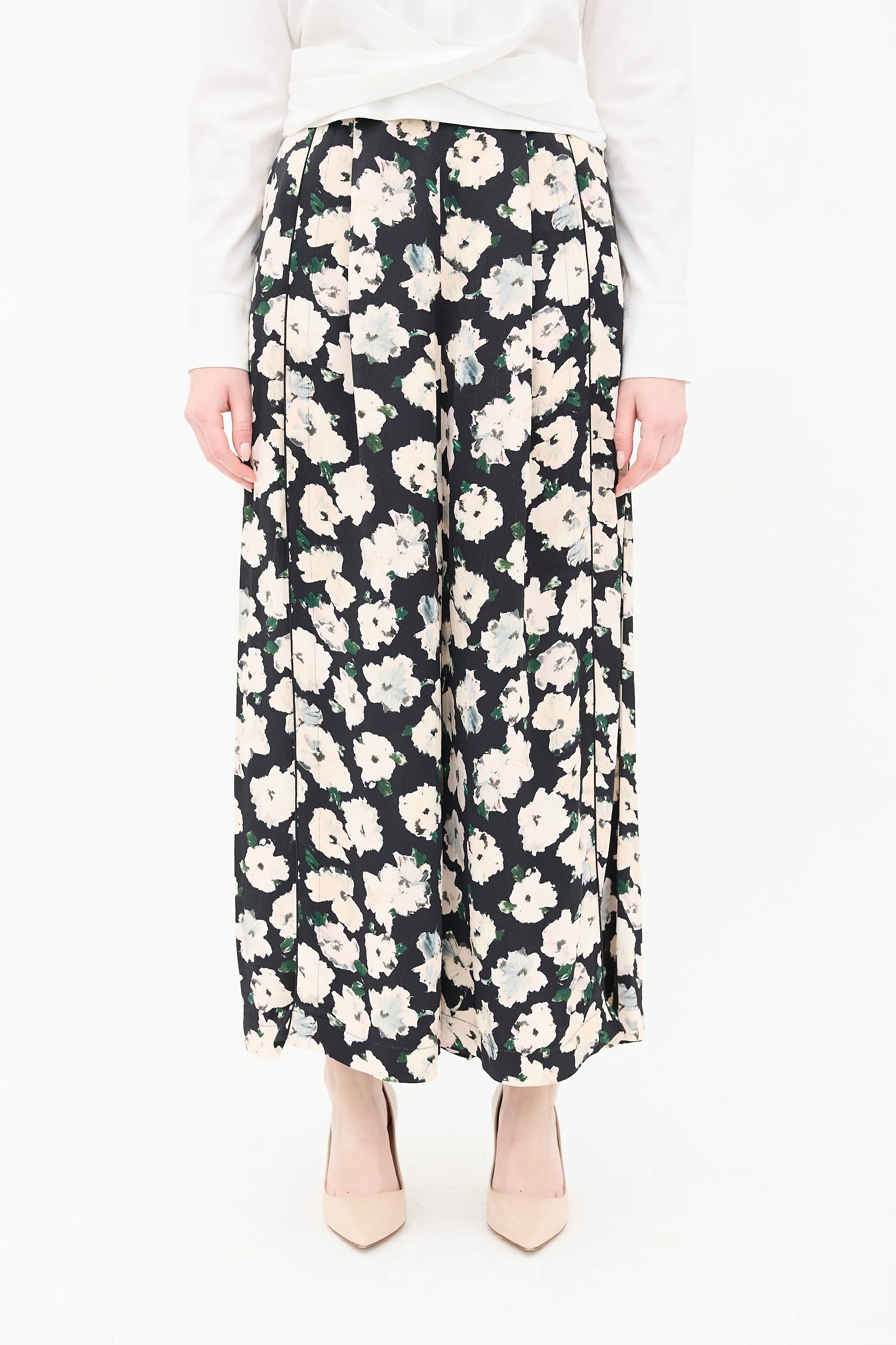 Floral Wide Leg Trouser sold by VSP Consignment