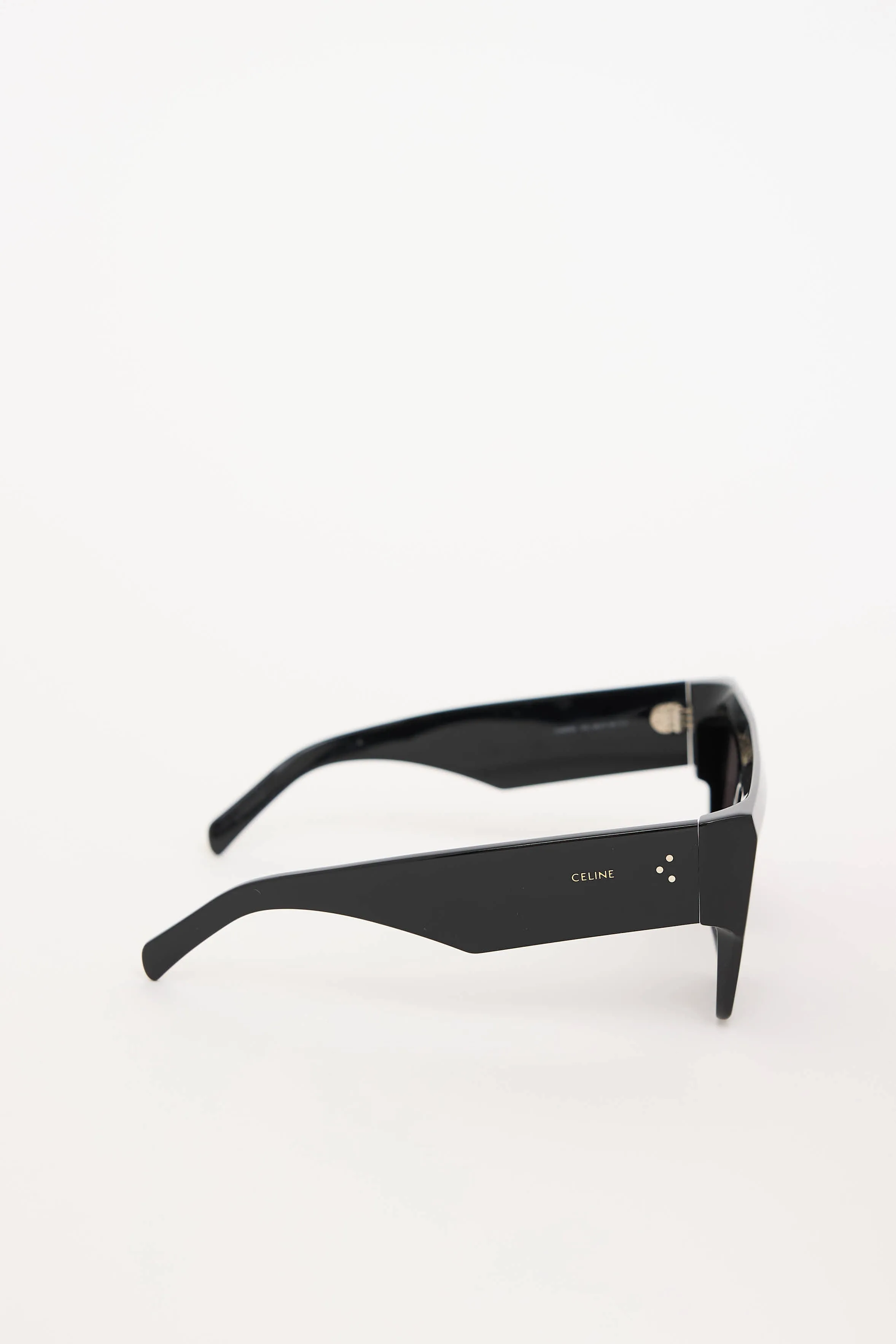 CL40021 Rectangular Sunglasses sold by VSP Consignment product image thumbnail 4