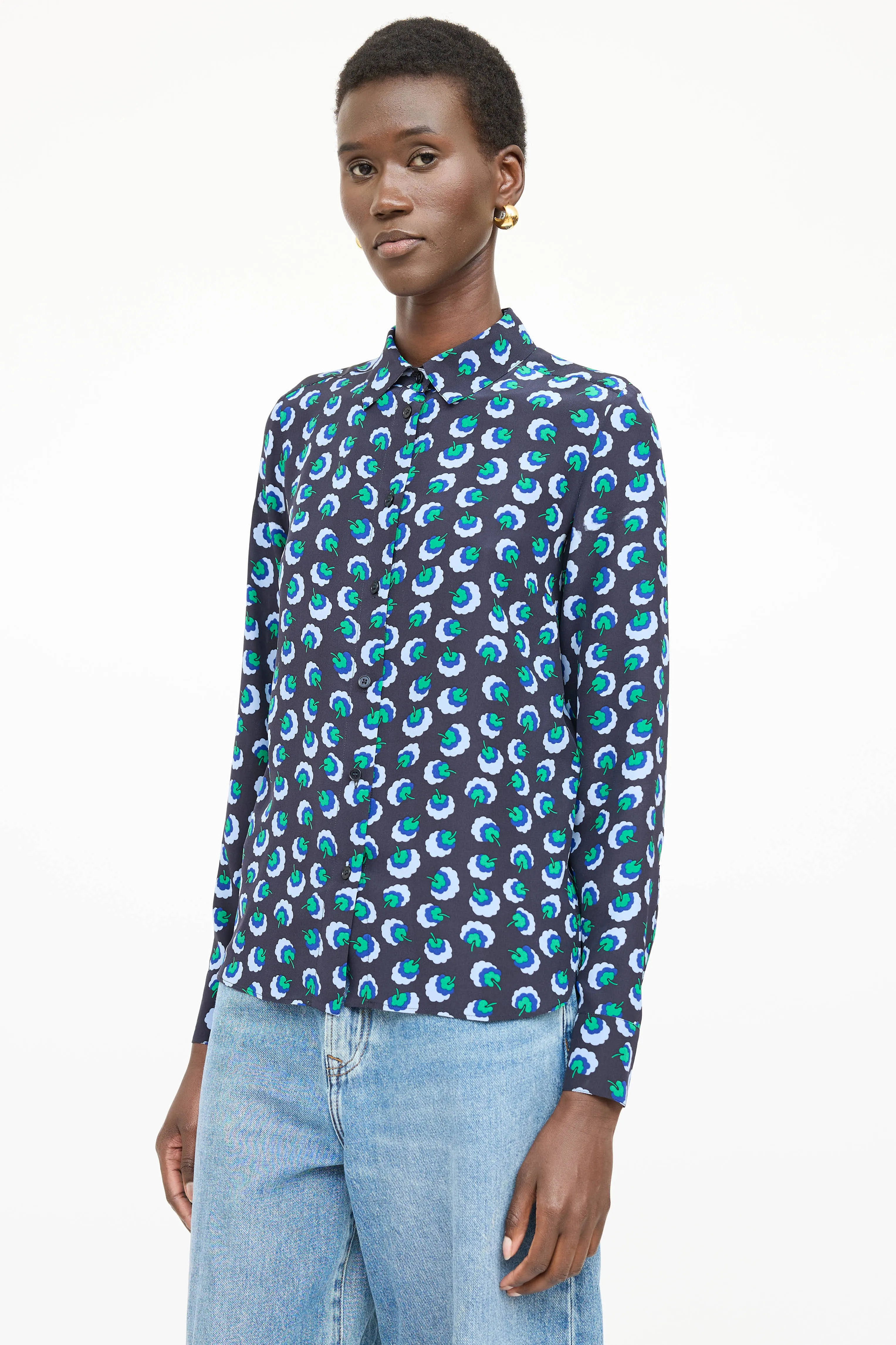Silk Floral Shirt sold by VSP Consignment product image thumbnail 3