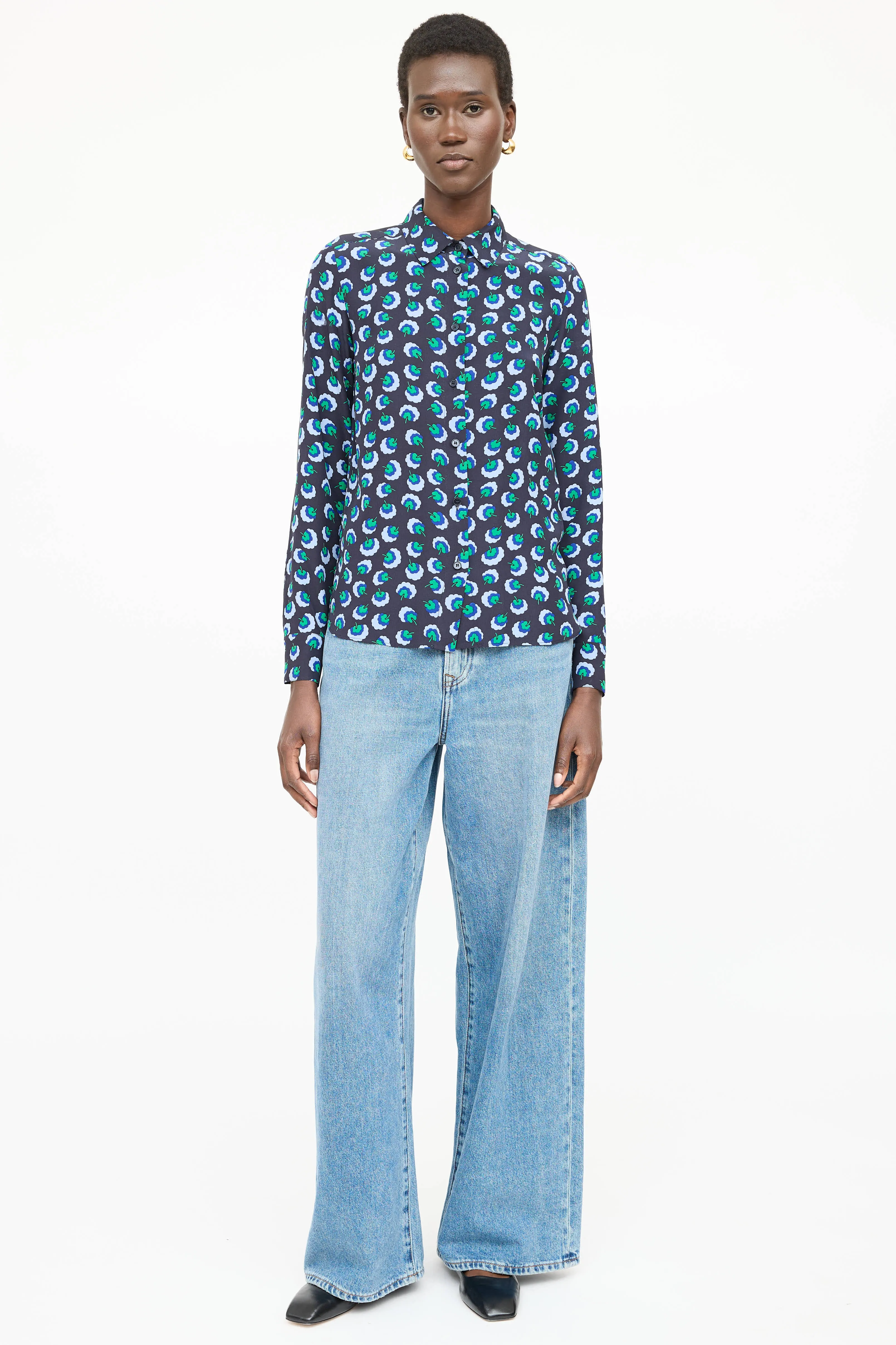 Silk Floral Shirt sold by VSP Consignment product image thumbnail 2