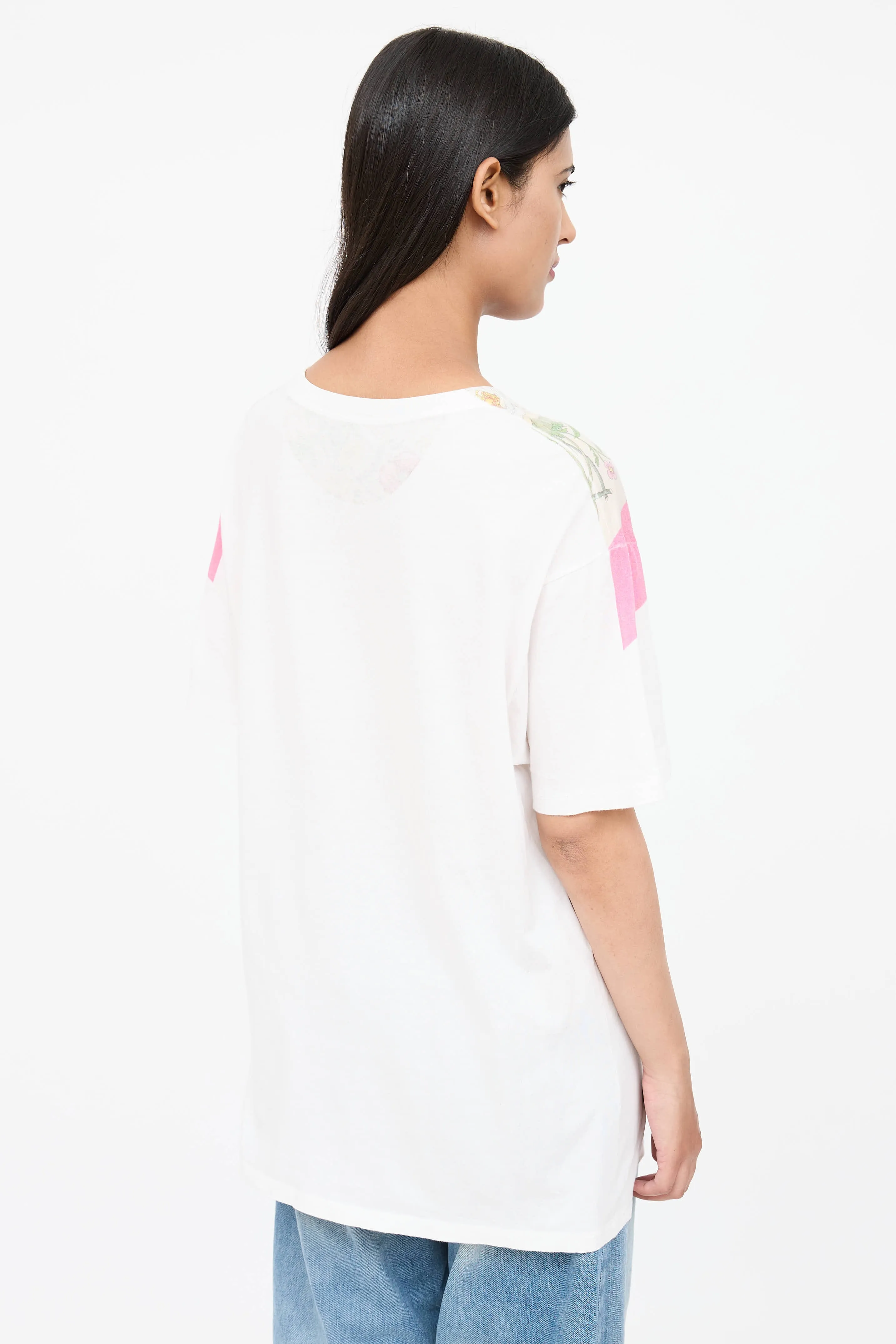 Floral Script T-Shirt sold by VSP Consignment product image thumbnail 4