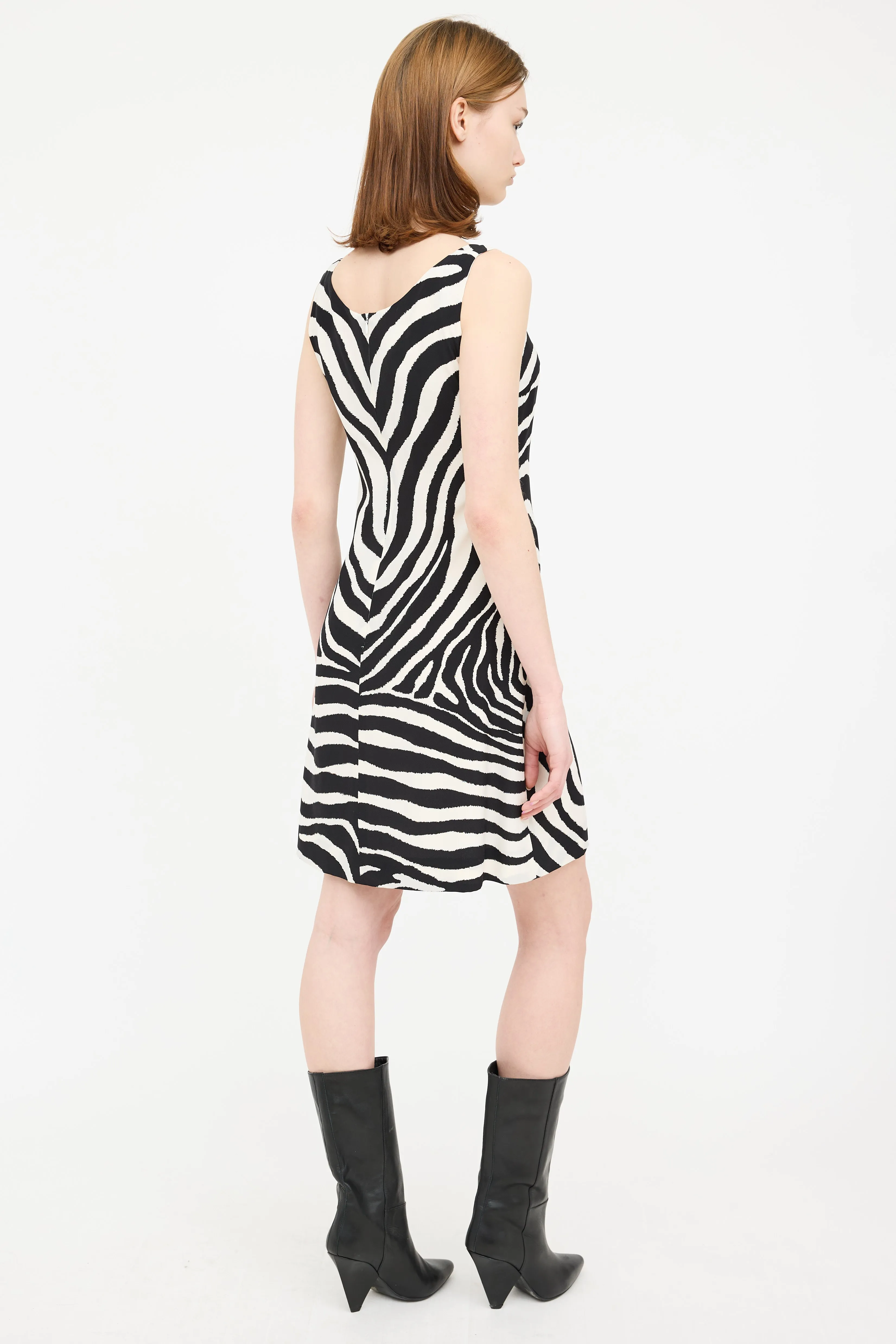 Print Shift Dress sold by VSP Consignment product image thumbnail 5