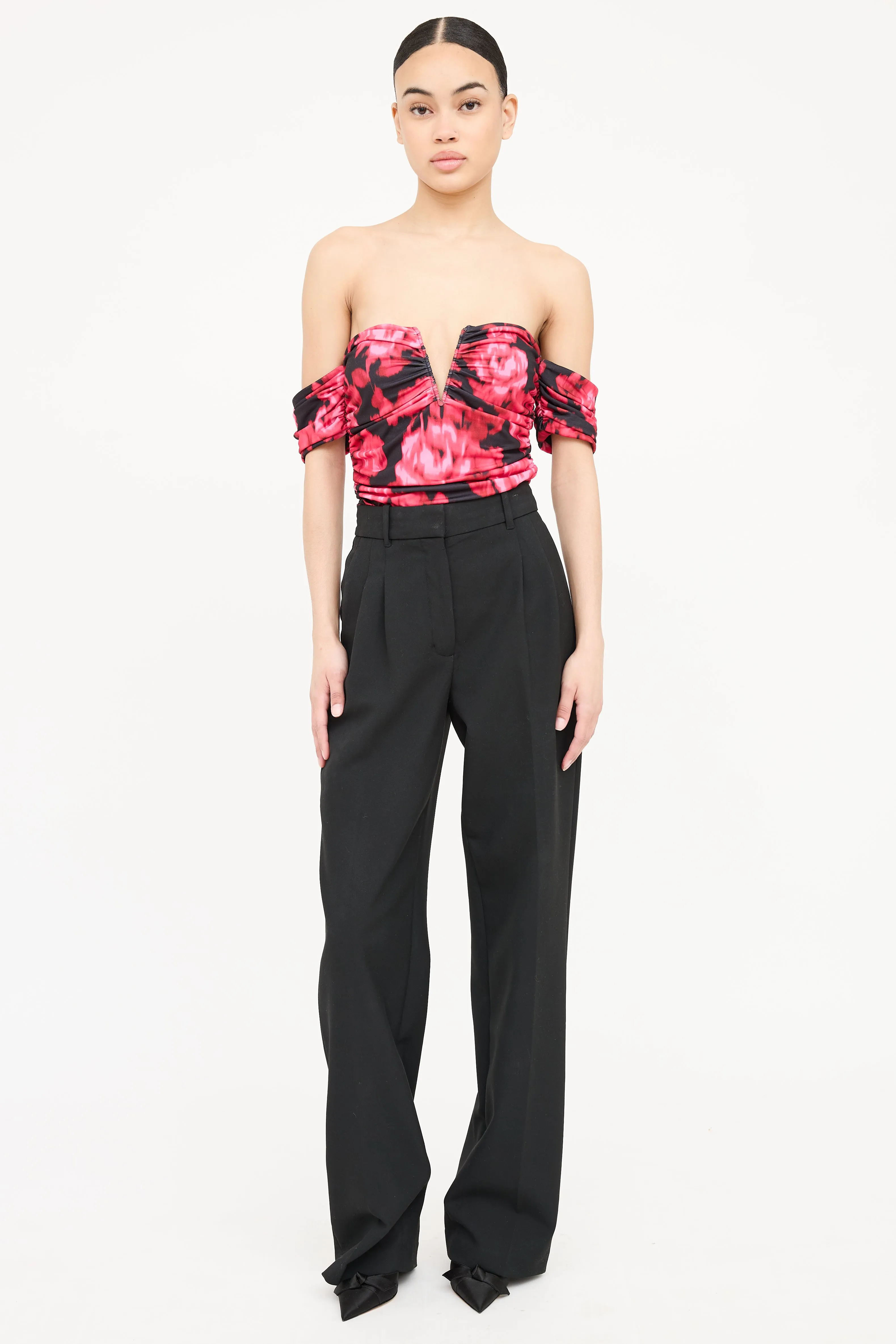 Off Shoulder Floral Bodysuit sold by VSP Consignment product image thumbnail 2
