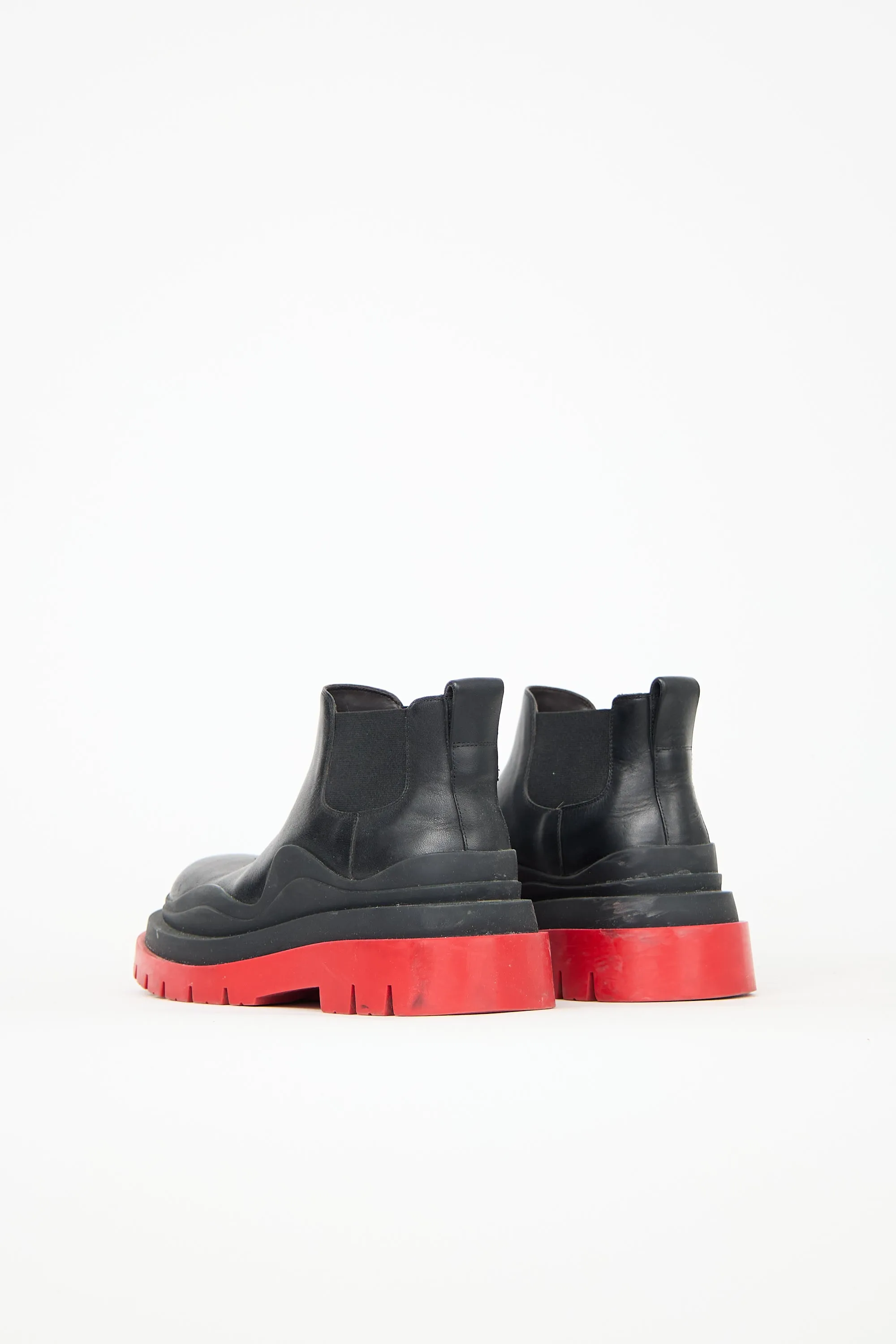 Tire Chelsea Boot sold by VSP Consignment product image thumbnail 4