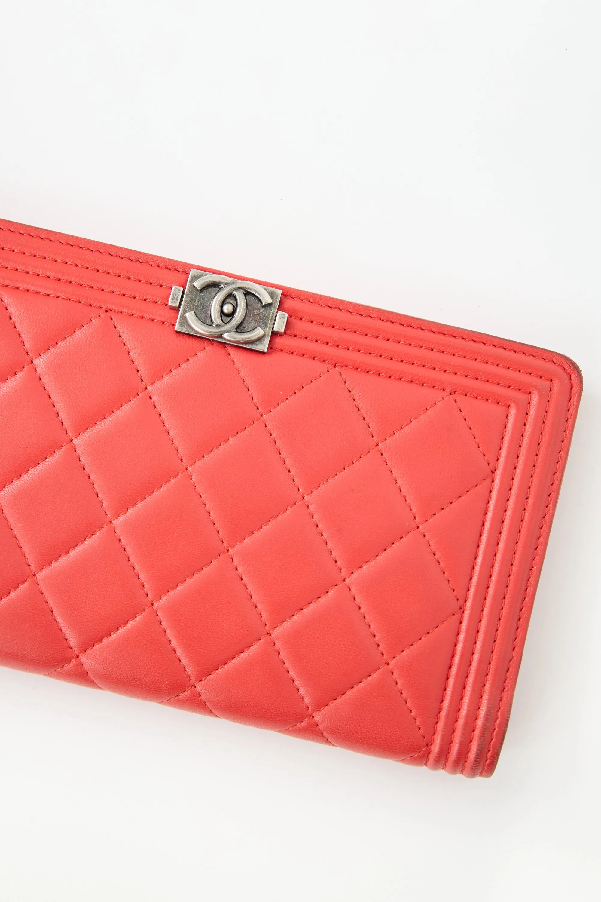 Quilted Leather Boy Yen Wallet sold by VSP Consignment product image thumbnail 3