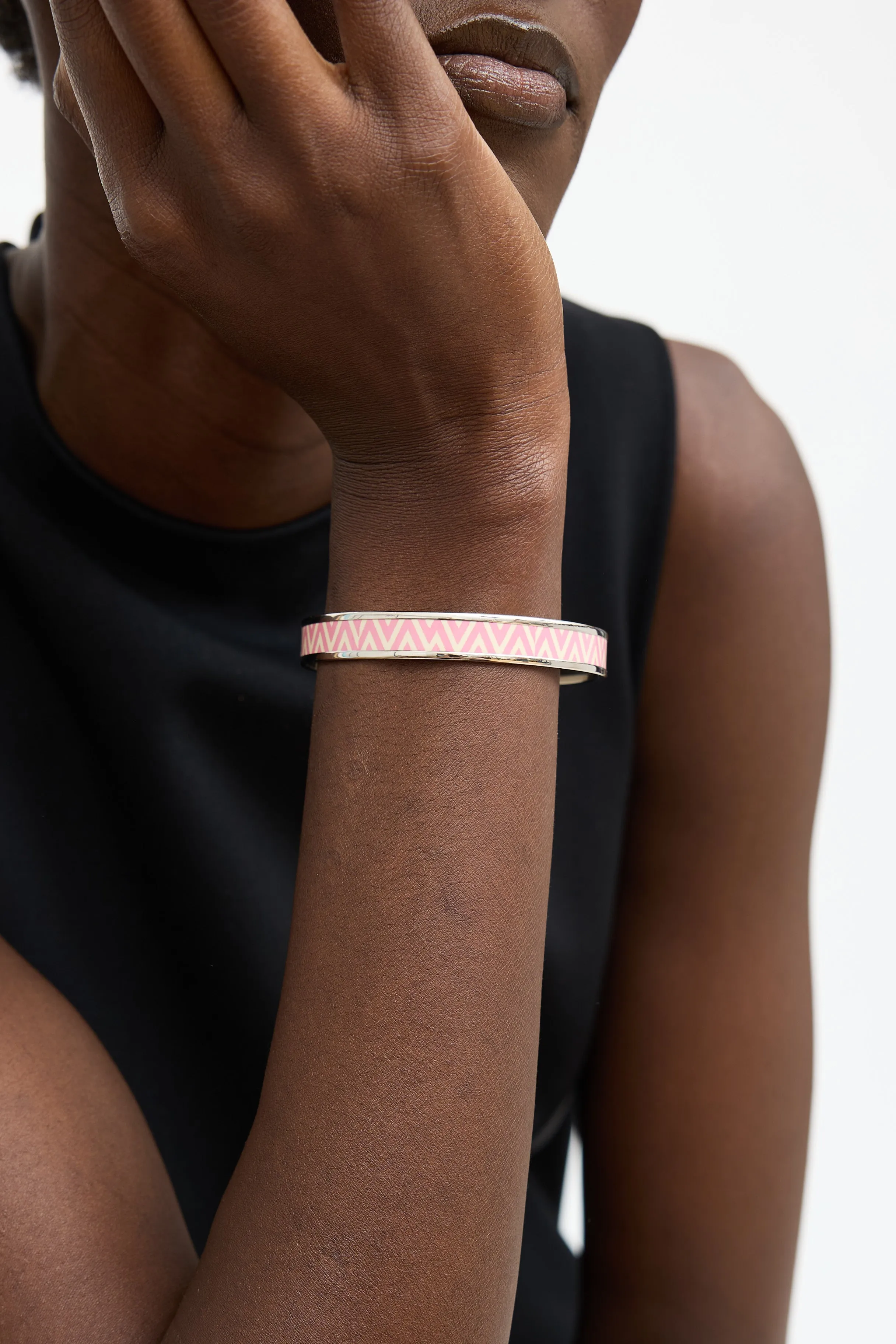 Zig Zag Enamel Bangle sold by VSP Consignment product image thumbnail 2