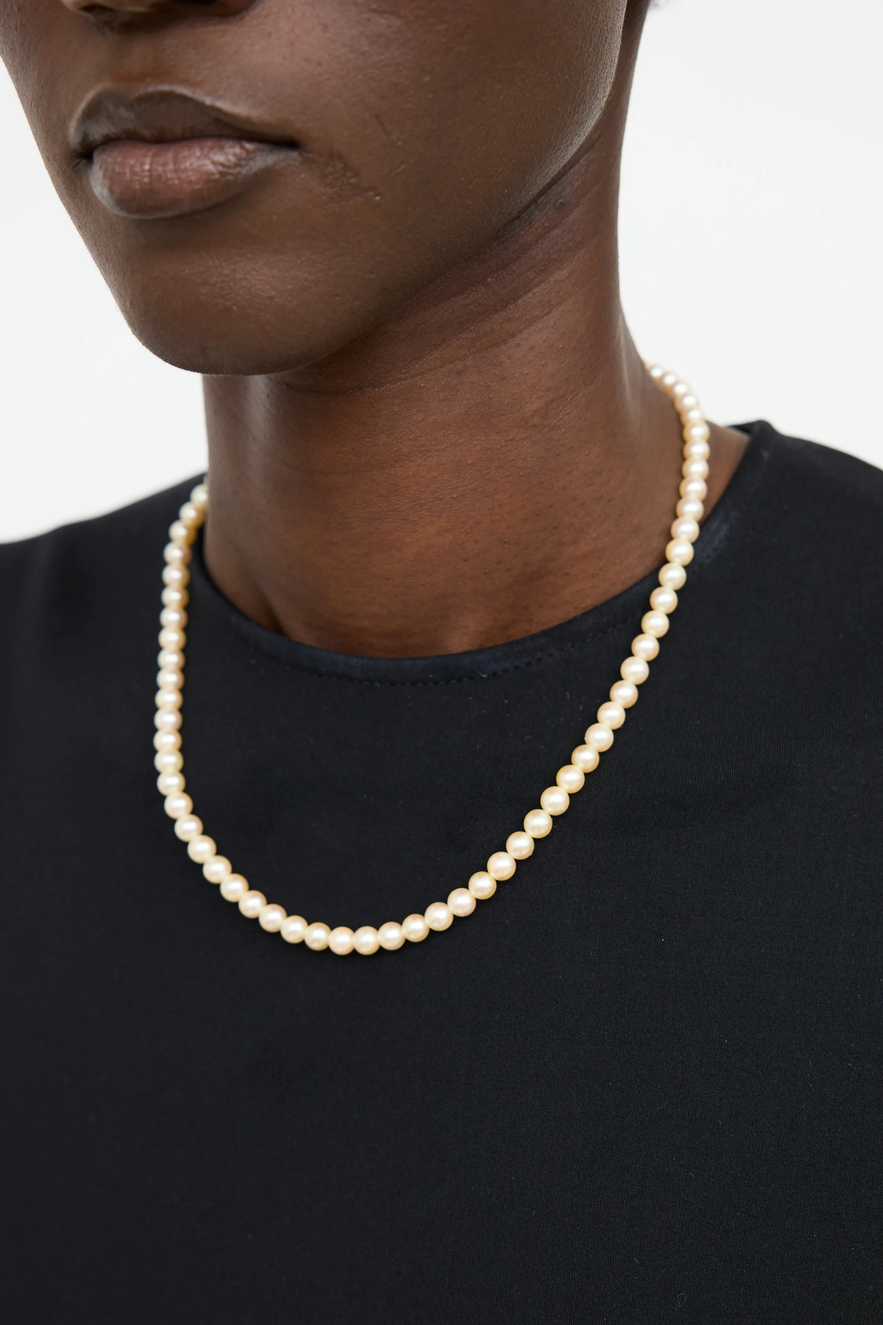 9K Yellow Gold Akoya Pearl Necklace sold by VSP Consignment product image thumbnail 3