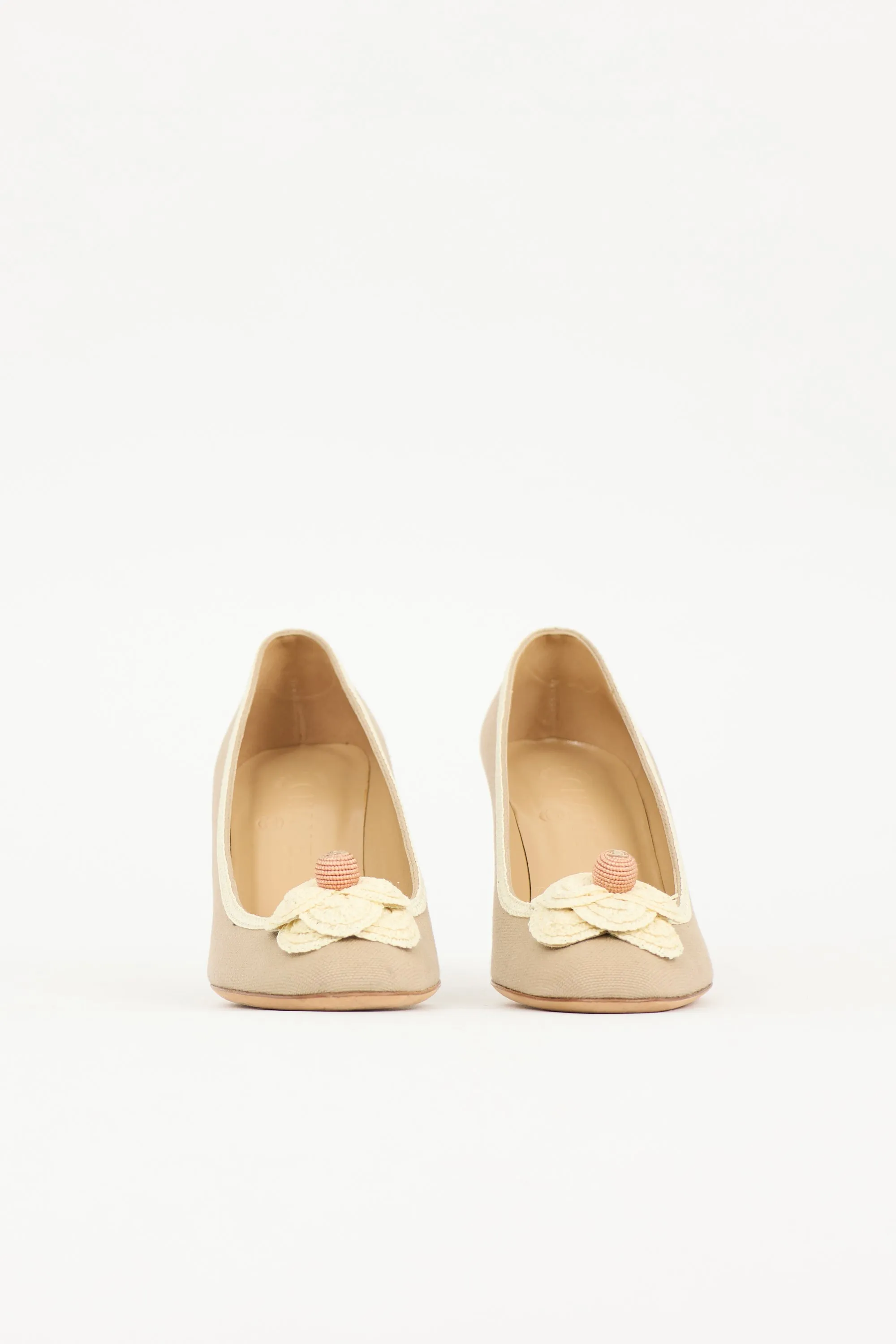 Vintage Camellia CC Pump sold by VSP Consignment product image thumbnail 4