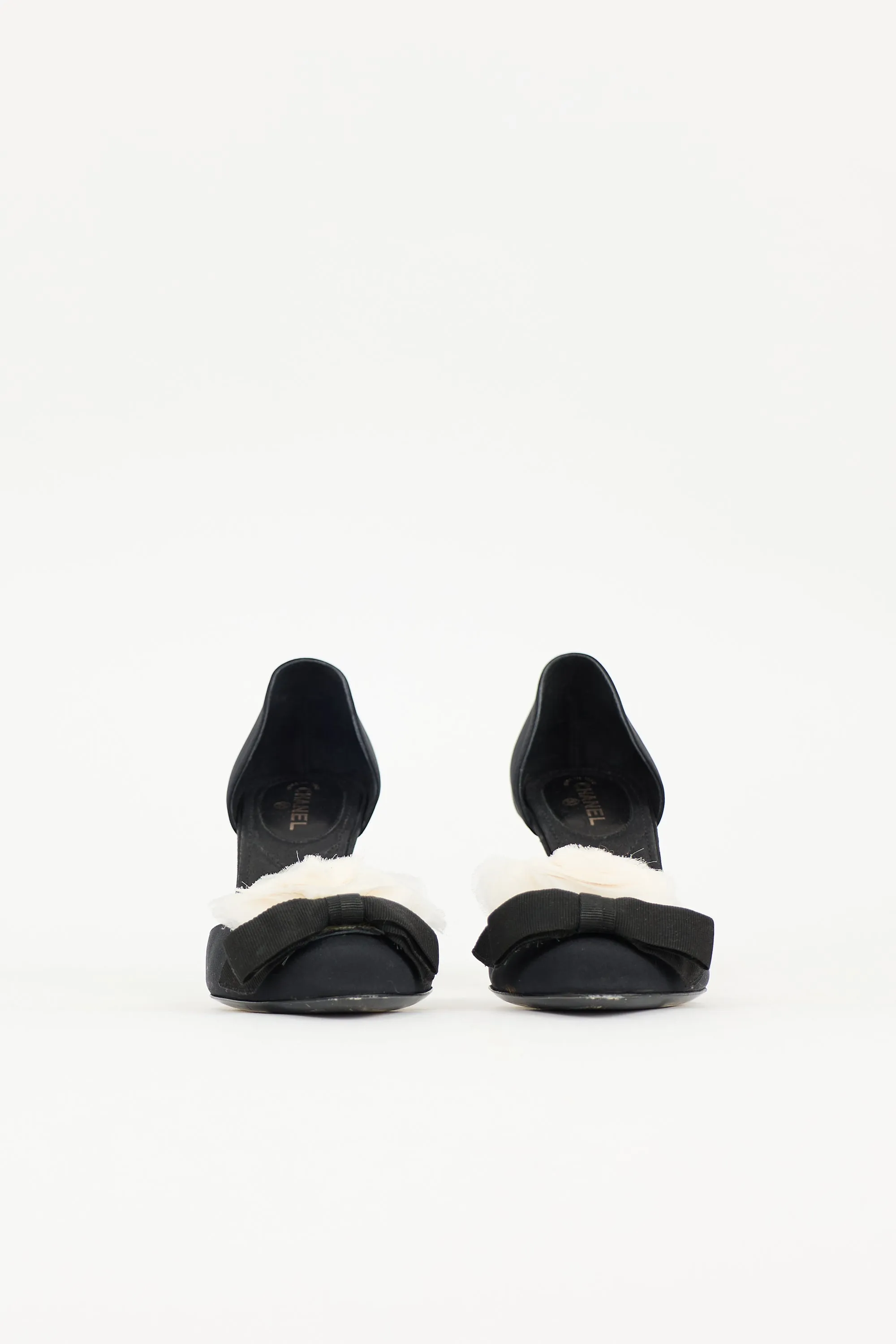 Camellia D'Orsay Heel sold by VSP Consignment product image thumbnail 4