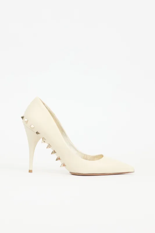 Leather Rockstud Sole Pump sold by VSP Consignment