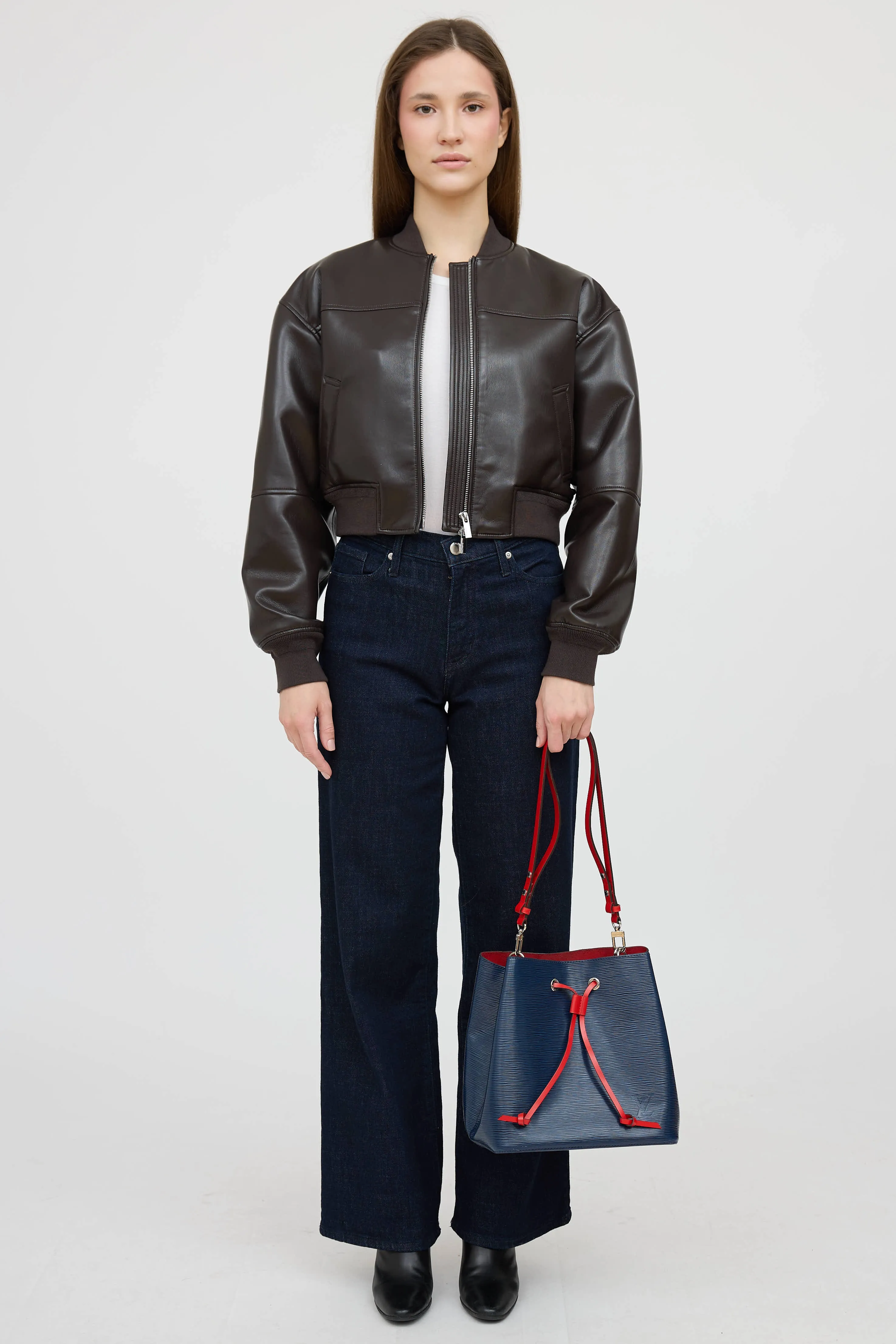 Epi NeoNoe Bag sold by VSP Consignment product image thumbnail 2