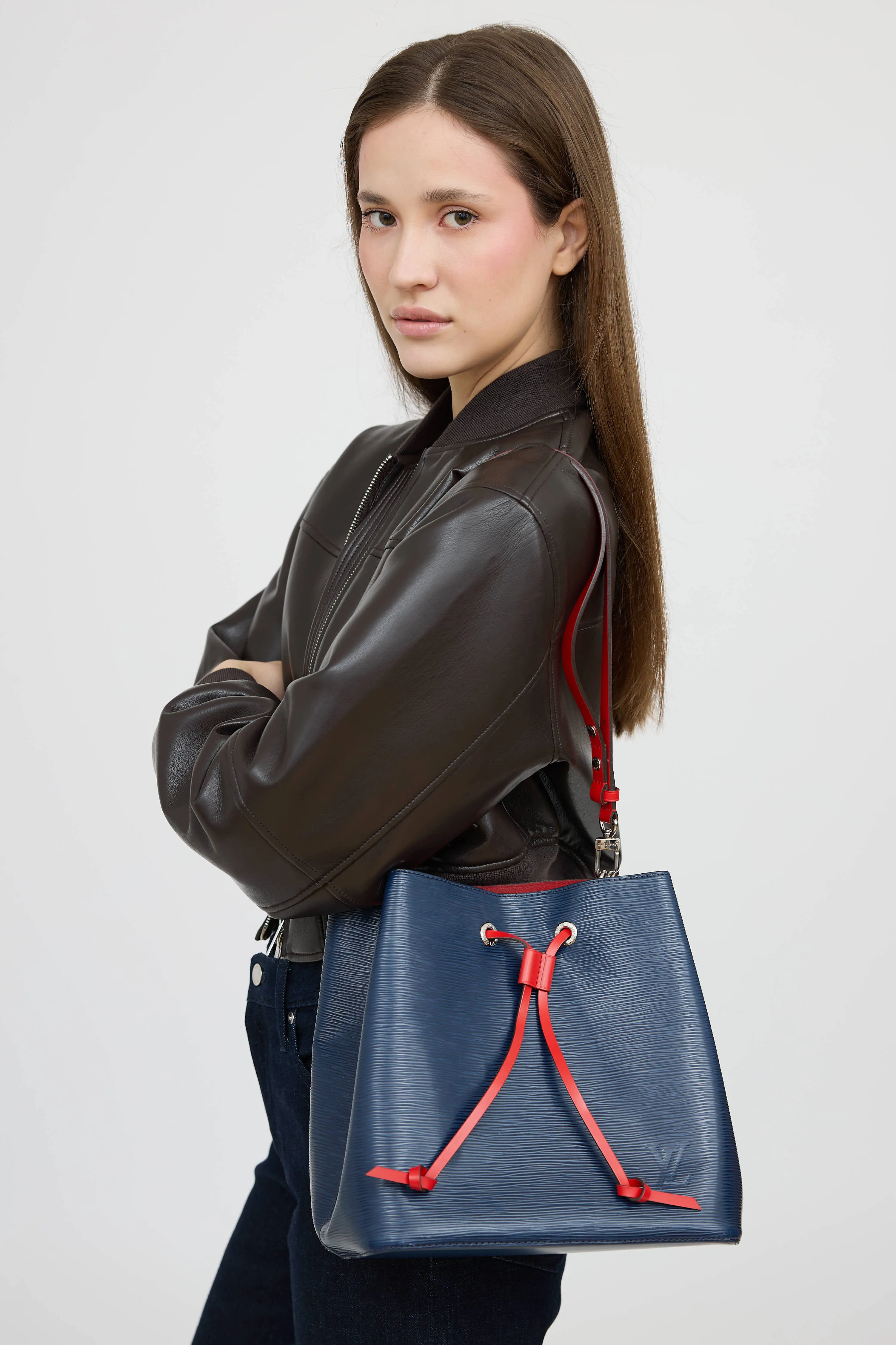 Epi NeoNoe Bag sold by VSP Consignment product image thumbnail 4